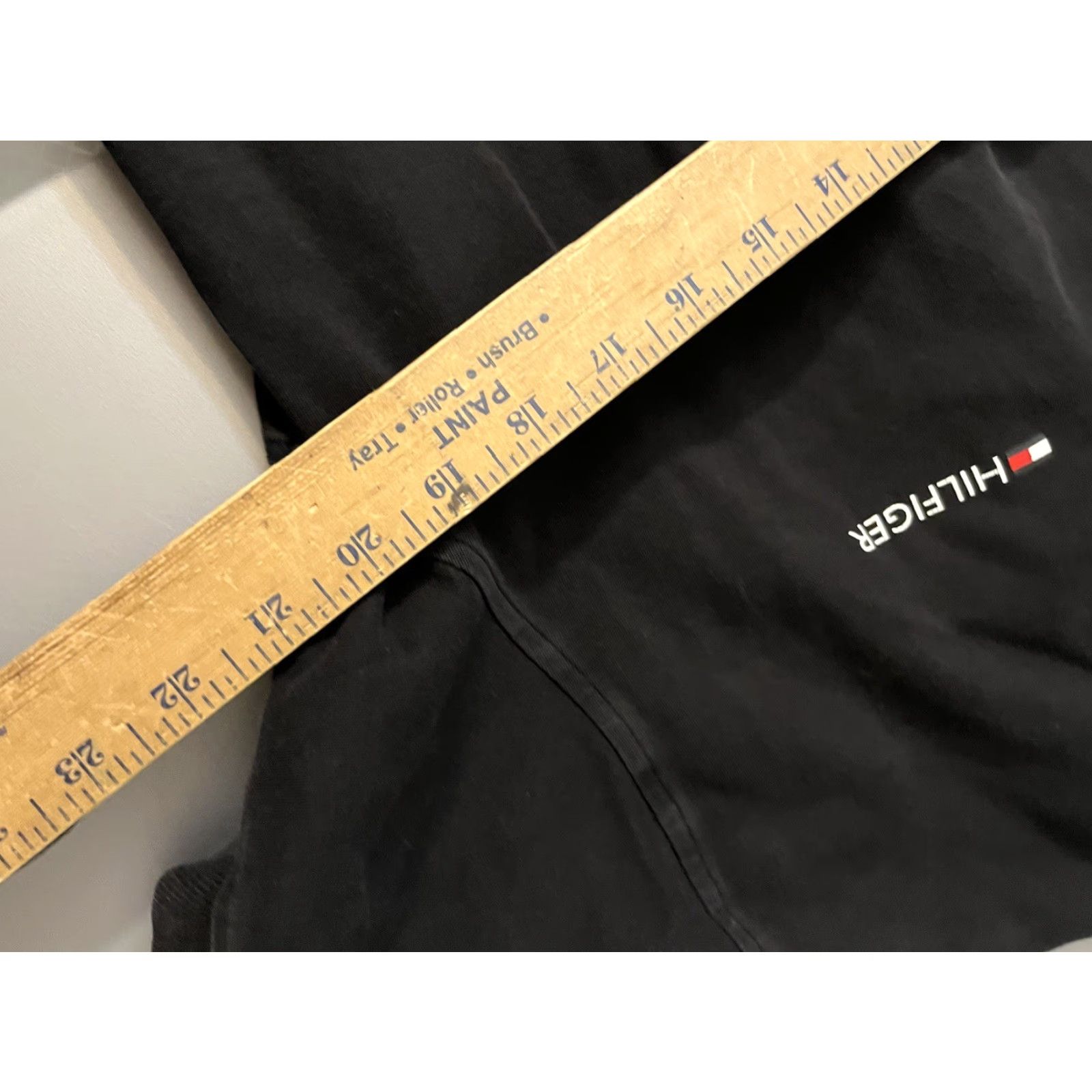 Tommy Hilfiger VINTAGE Tommy Hilfiger Polo Shirt Short Sleeve Men Black L Reg Fit Size US L / EU 52-54 / 3 - 5 Thumbnail