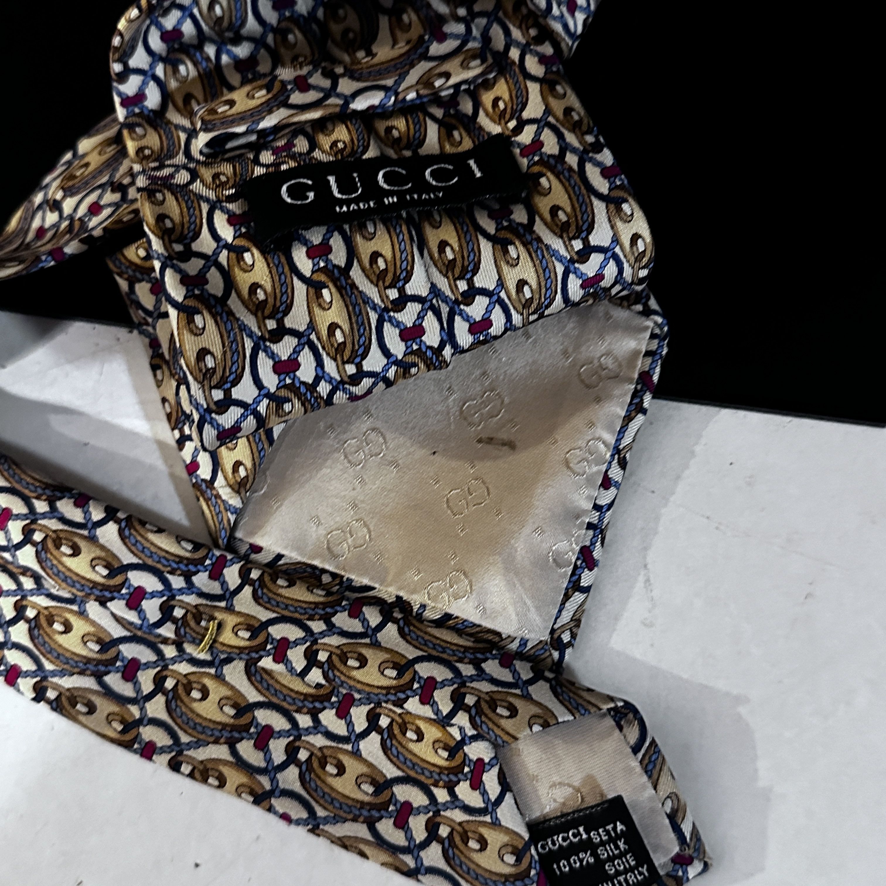 Gucci Gucci Gold Silk Tie Link Chain EUC Neckwear White Baroque ro Size ONE SIZE - 3 Thumbnail