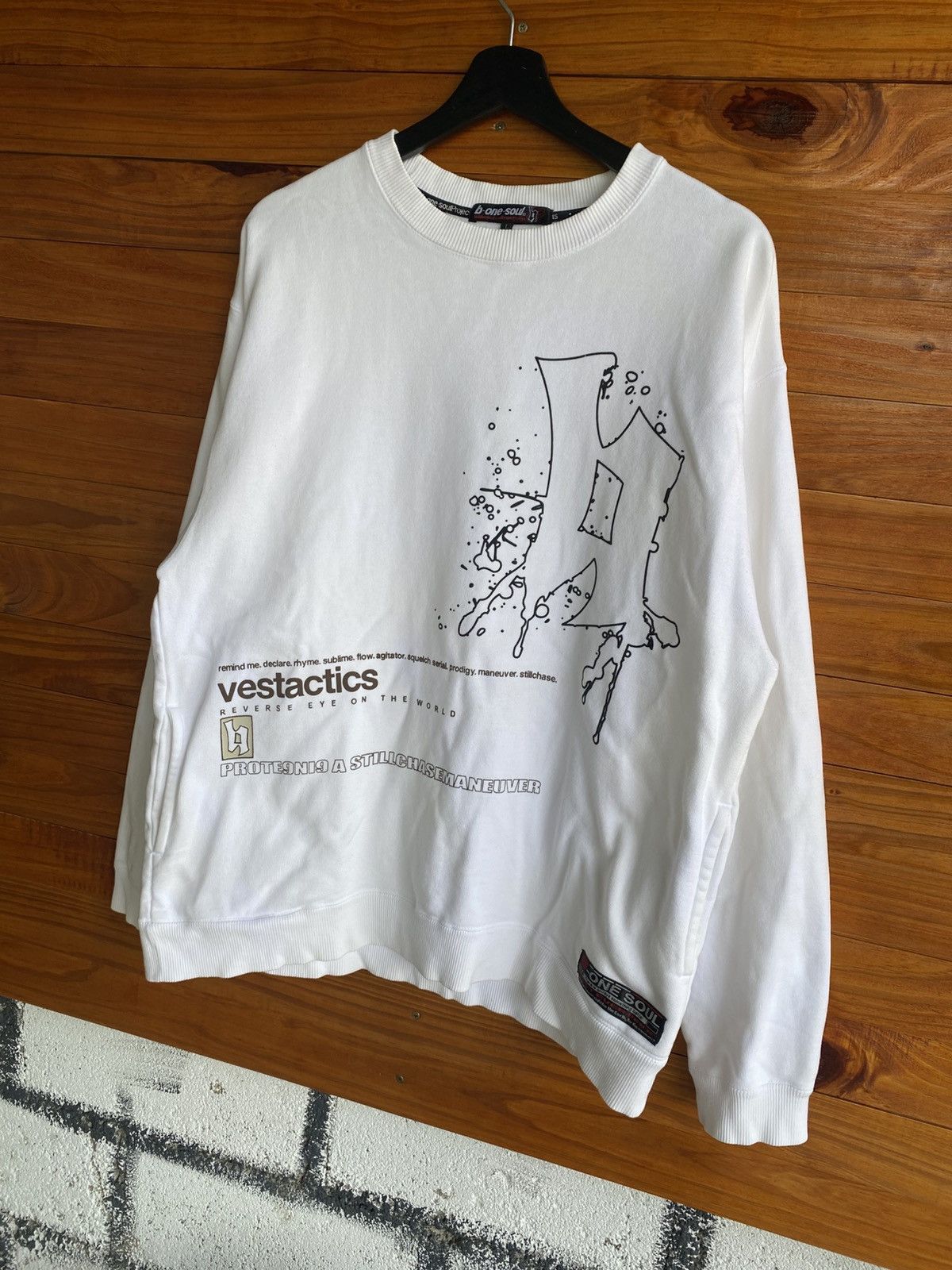 Japanese Brand B-One-Soul White Graphic – Subliminal Self Expression Size US L / EU 52-54 / 3 - 4 Thumbnail