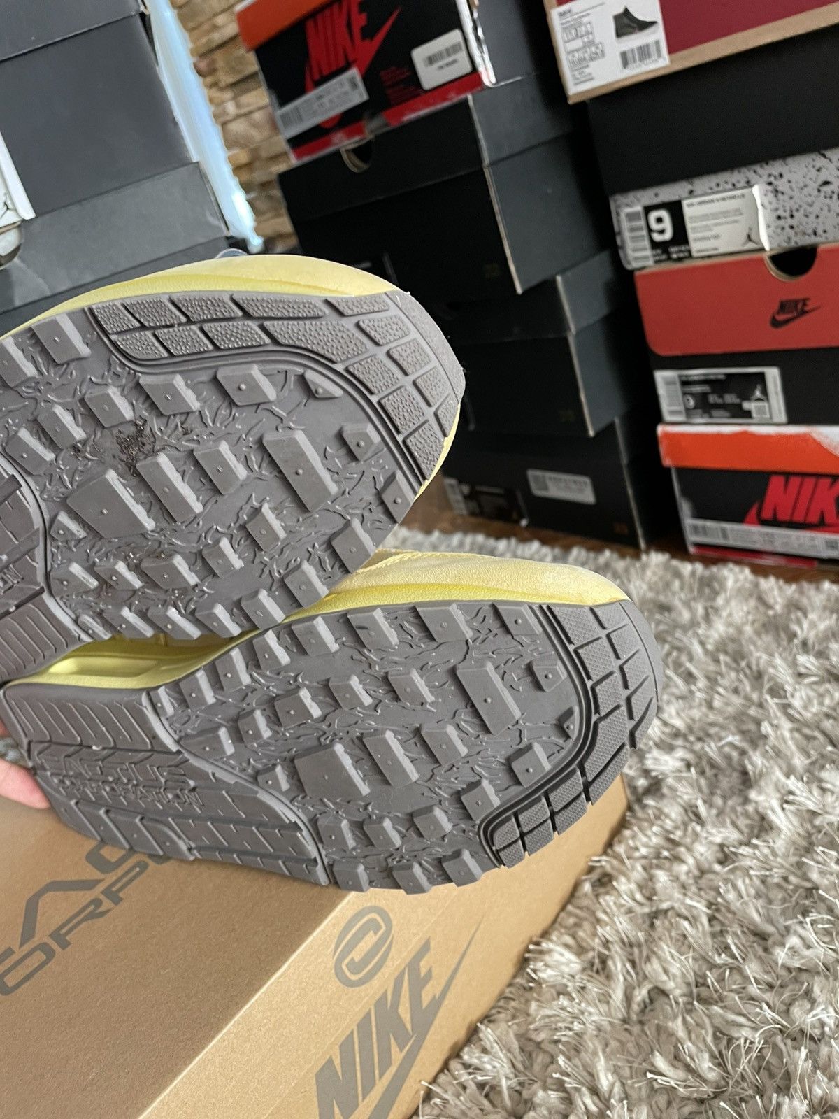 Nike × Travis Scott Air Max 1 x Travis Scott Saturn Gold Size US 11.5 / EU 44-45 - 9 Thumbnail