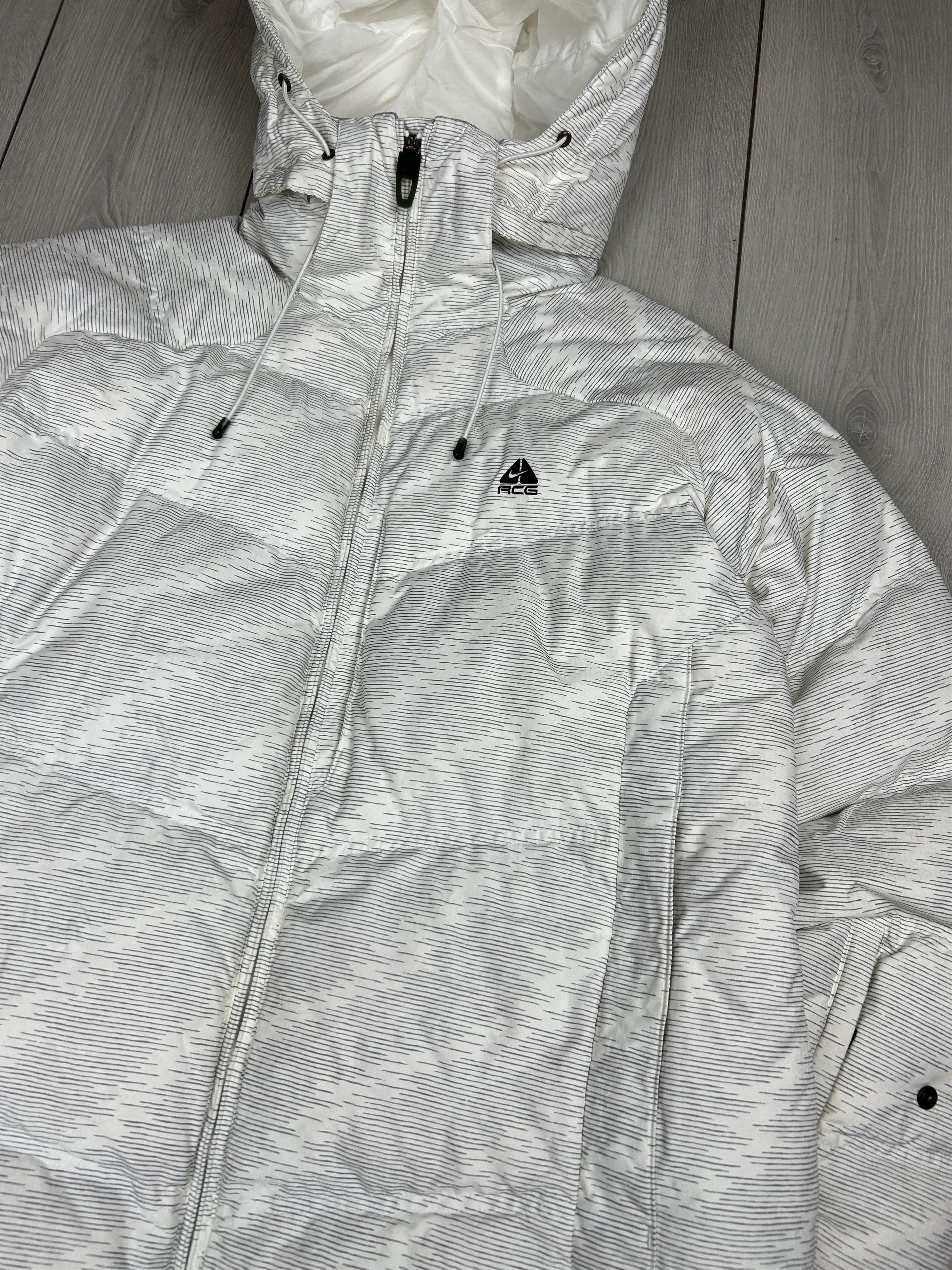 Nike ACG Nike ACG Vintage Puffer Down 550 Jacket SIze L White Size US L / EU 52-54 / 3 - 2 Thumbnail