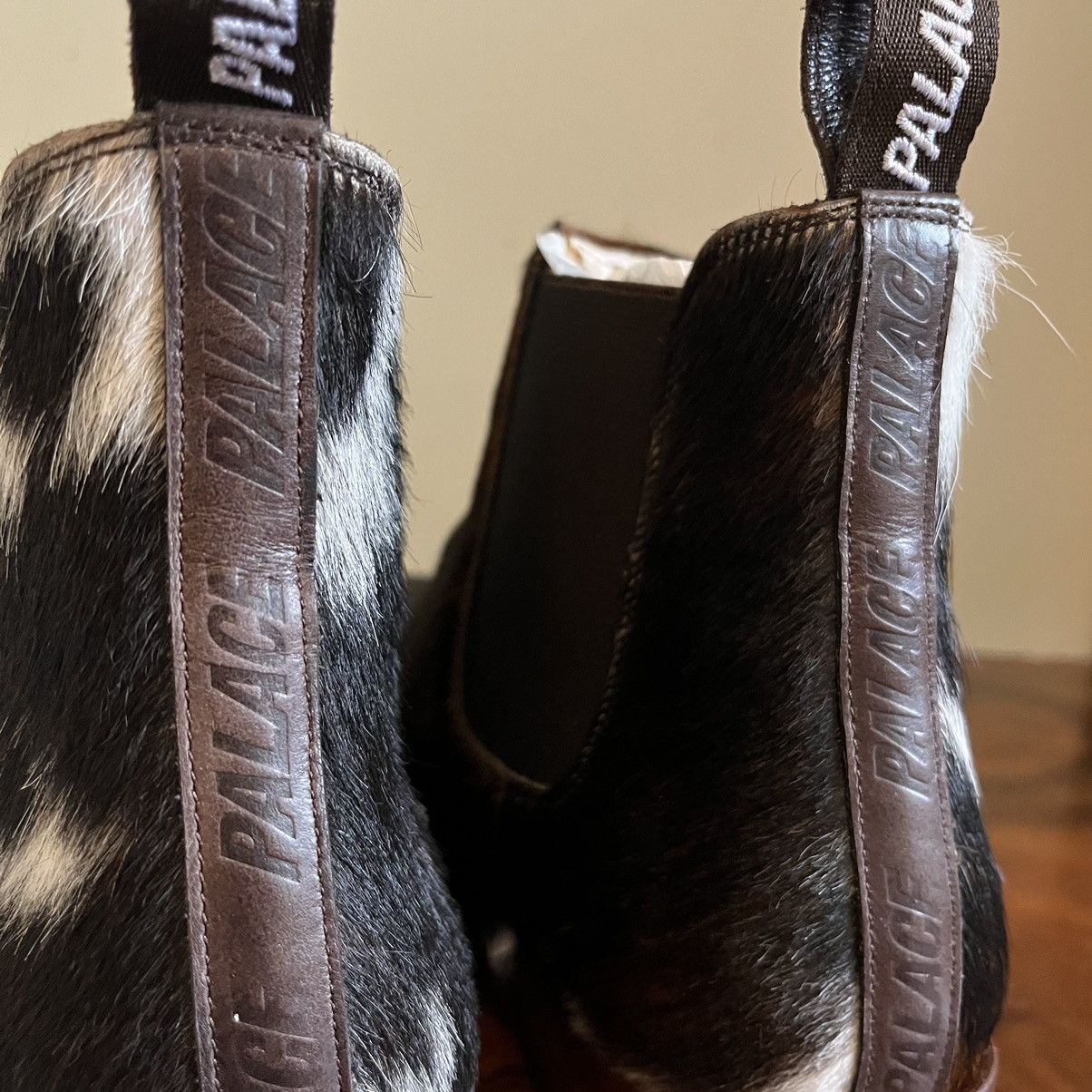 Palace Fur Cow Print Leather Chelsea Boots Size US 9 / EU 42 - 8 Thumbnail