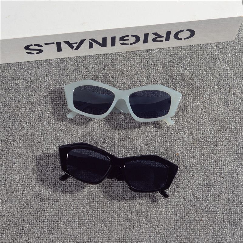 VIBE Vibe Street ins style custom avant-garde sunglasses Size ONE SIZE - 1 Thumbnail