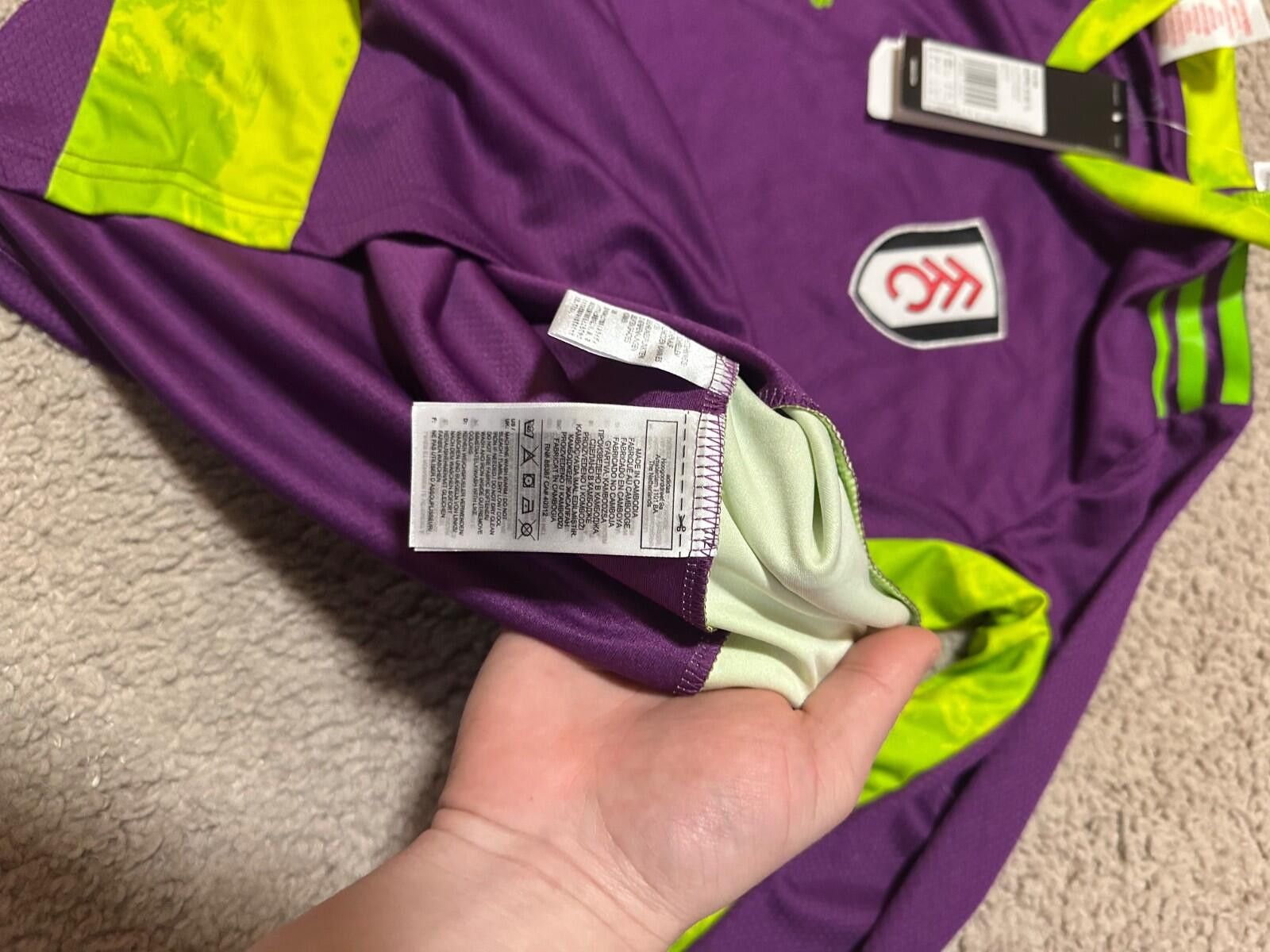 Adidas FULHAM 2020-2021 GOALKEEPER FOOTBALL SHIRT SOOCER JERSEY Size US XS / EU 42 / 0 - 7 Thumbnail