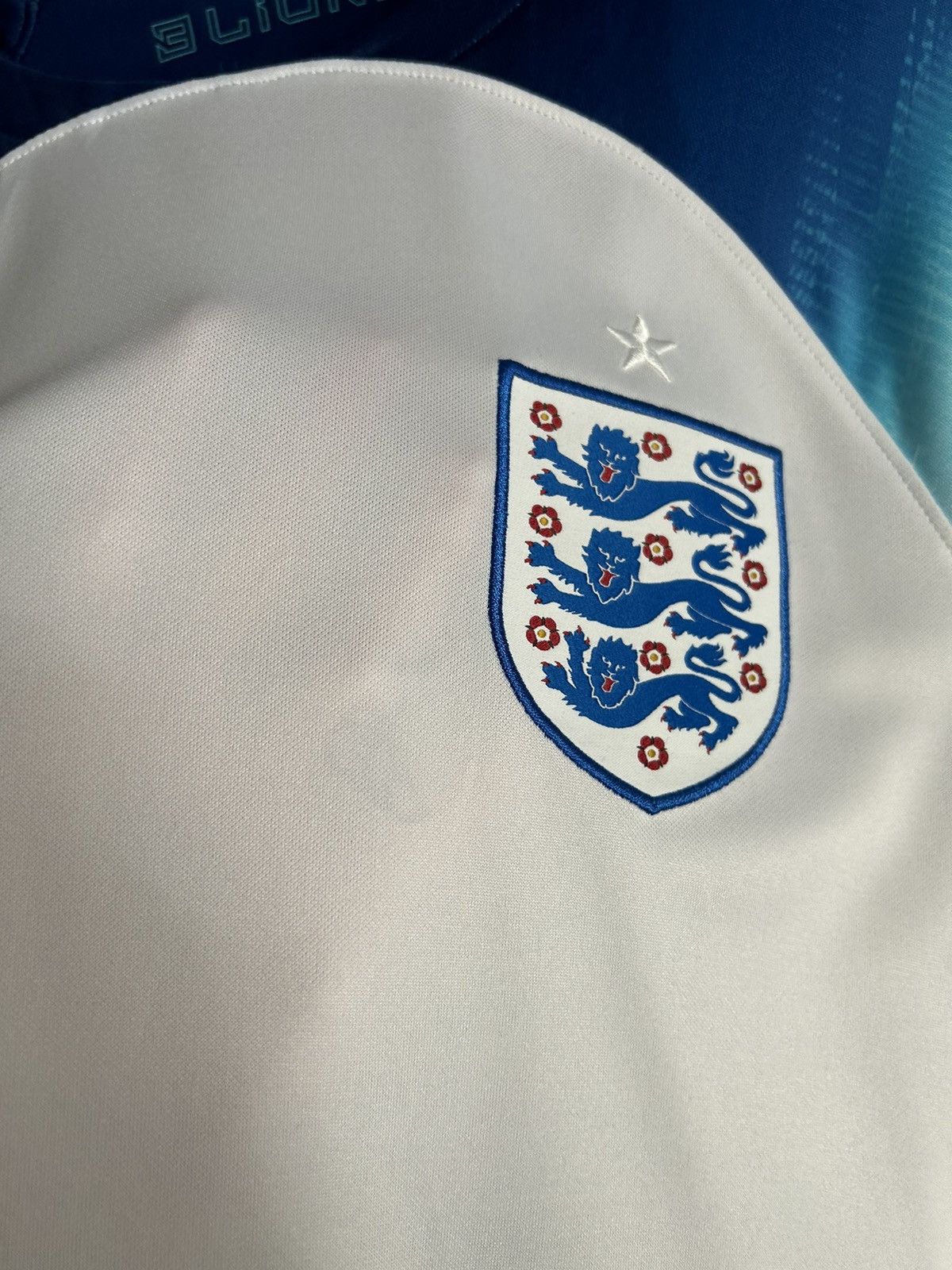 Nike Nike England Home jersey 2022 Size US M / EU 48-50 / 2 - 4 Thumbnail