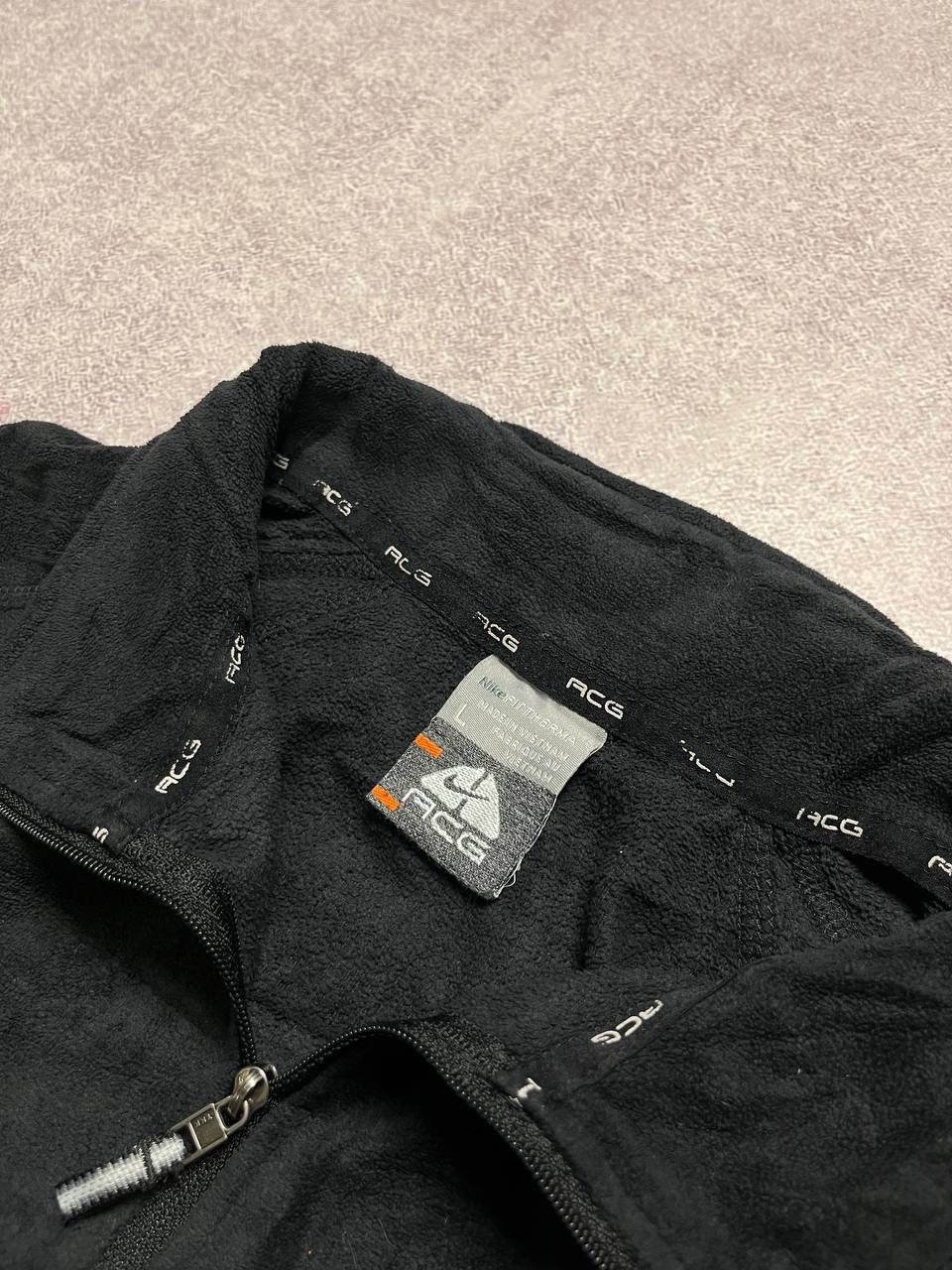 Vintage Vintage Nike ACG Black Fleece Quarter Zip Sweatshirt L Size L / US 10 / IT 46 - 3 Thumbnail