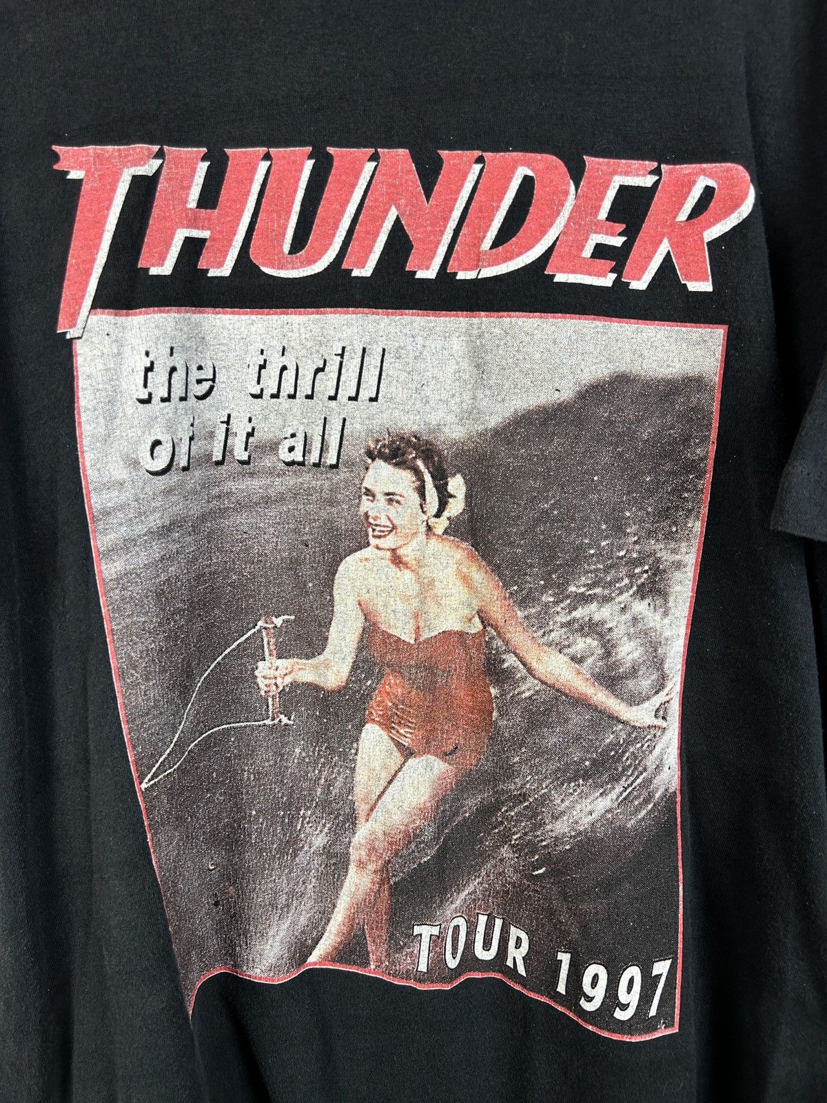 Band Tees 90s Vintage Thunder The Thrill Of It All 1997 Tour T-Shirt Size US XL / EU 56 / 4 - 2 Thumbnail