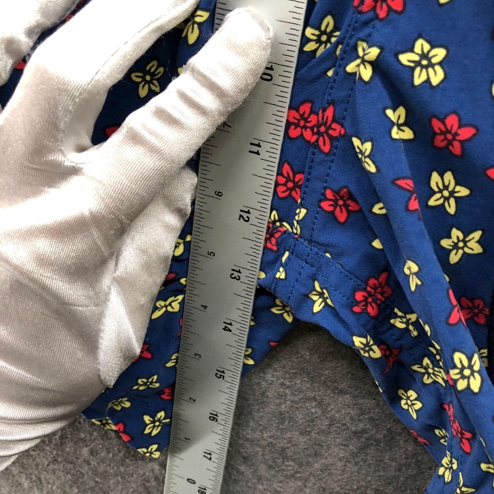 J.Crew VINTAGE J.CREW 6'' Stretch Eco Swim Trunk XL Blue Floral Jumping Flowers Mens Size US 36 / EU 52 - 5 Thumbnail