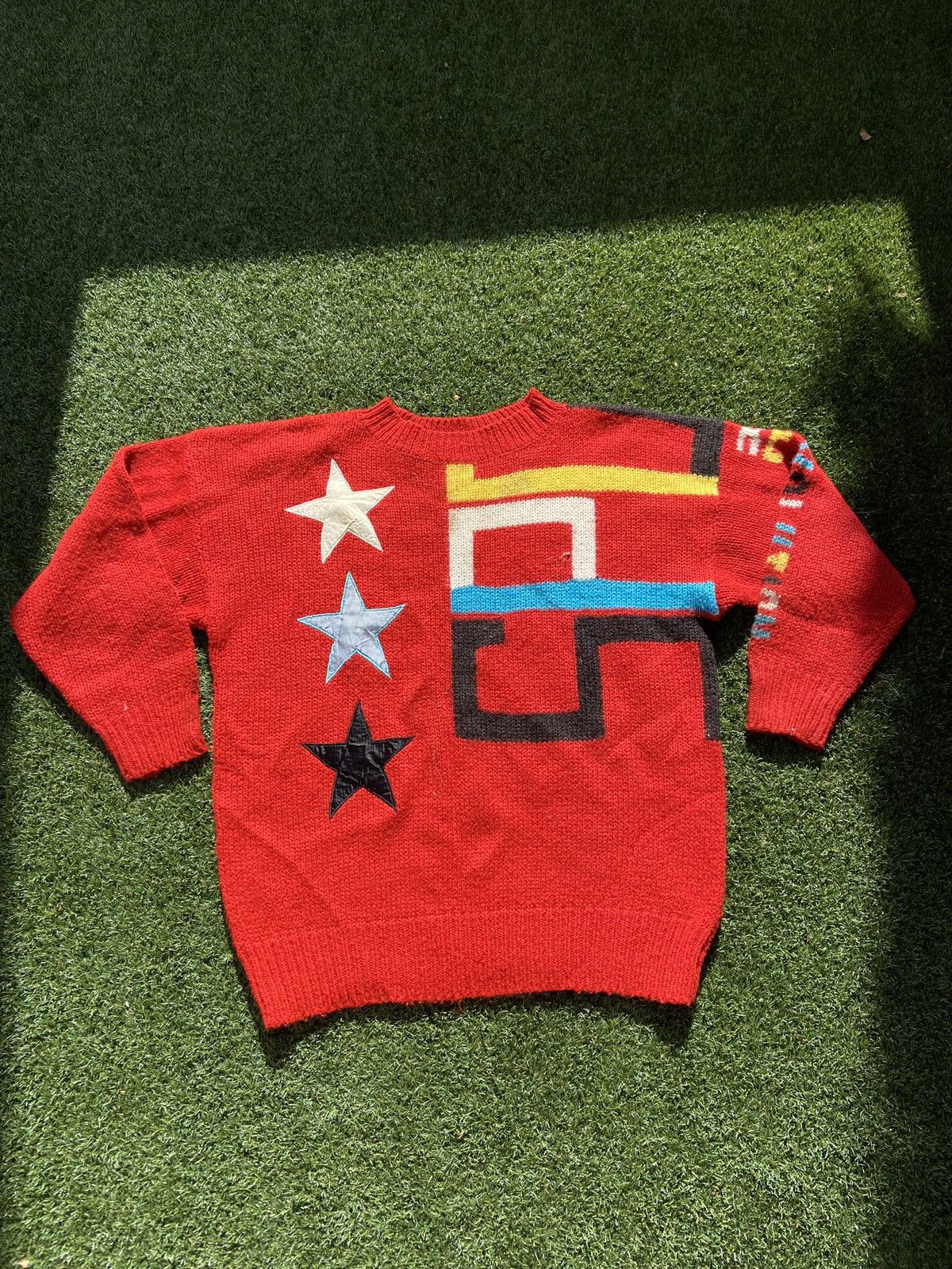 Vintage VTG 80’s Revolution Tokyo Mens Red Sweater Size US XXL / EU 58 / 5 - 1 Thumbnail