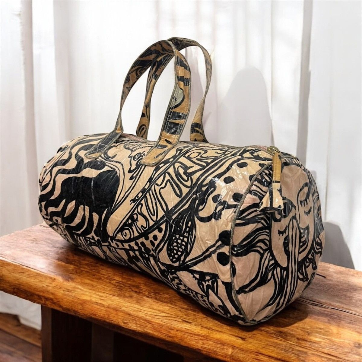 Tsumori Chisato Tsumori Chisato Issey Miyake Art Round Duffle Bag Size ONE SIZE - 1 Thumbnail