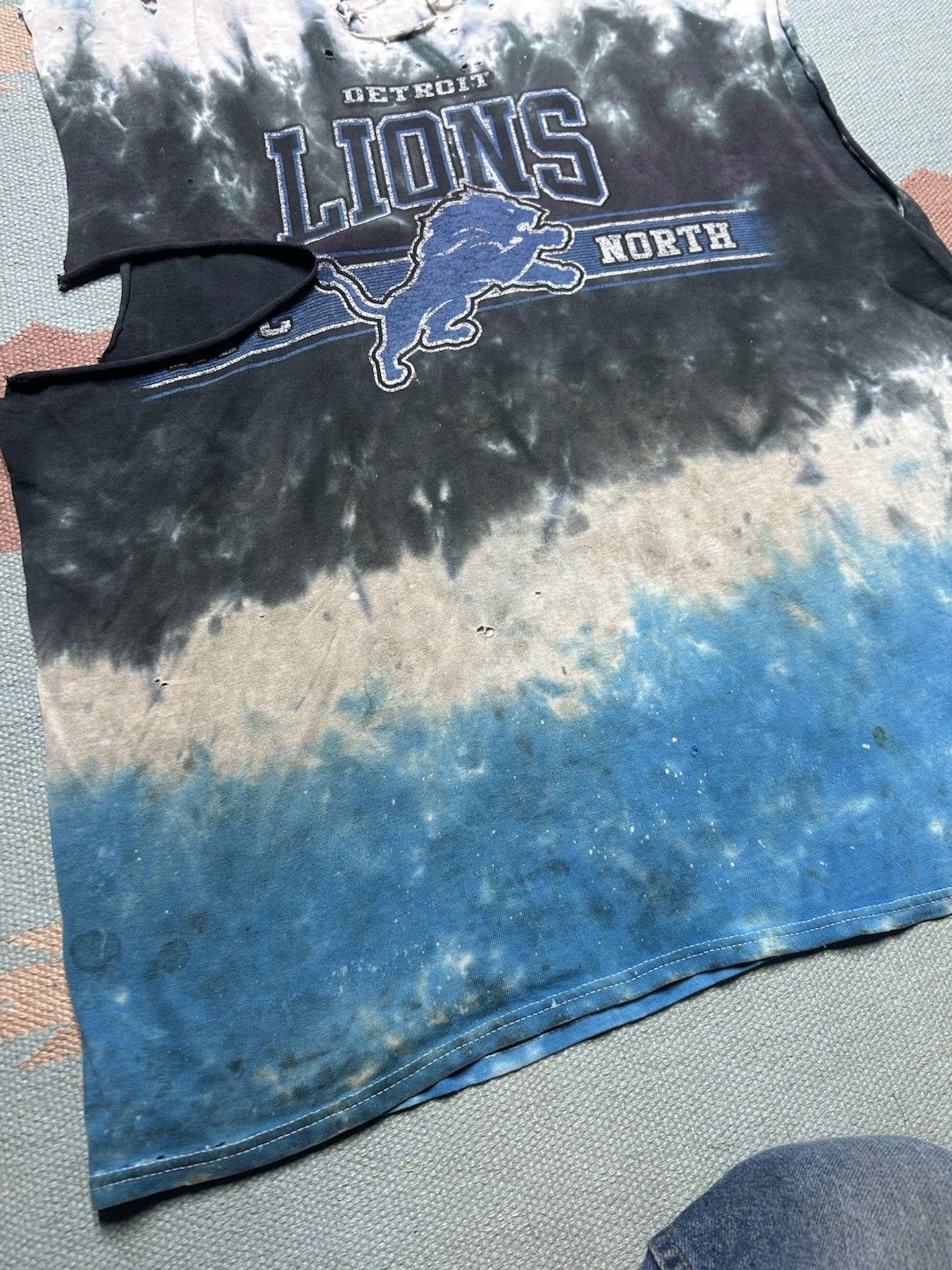 Vintage Vtg t shirt Detroit lions sleeveless distressed tie dye XL Size US XL / EU 56 / 4 - 4 Thumbnail