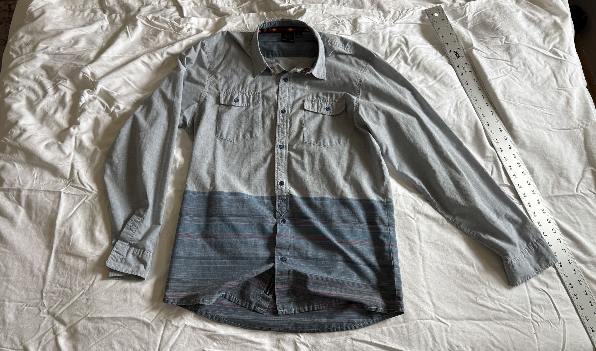 Burnside Chambray color-block button down shirt Size US L / EU 52-54 / 3 - 1 Thumbnail