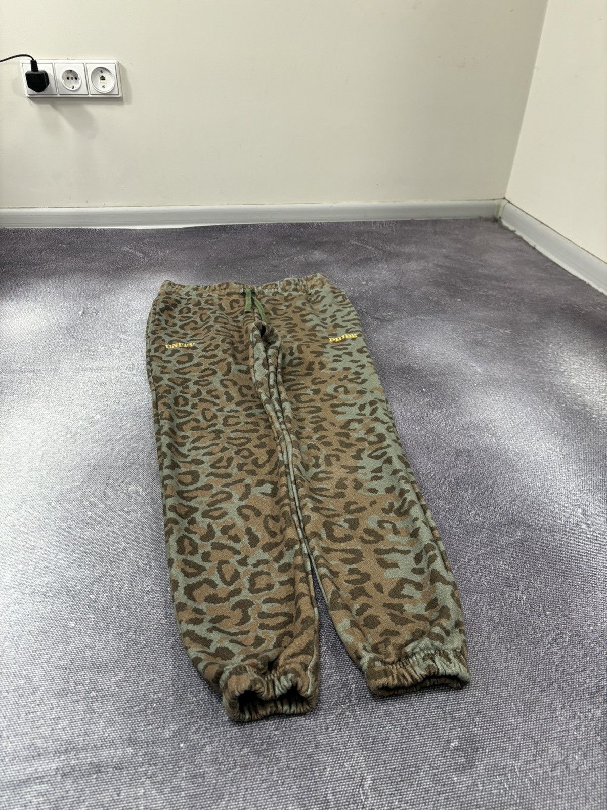 Nas Hstry By Nas X Coming 2 America Unity & Pride Sweatpants Size US 30 / EU 46 - 4 Thumbnail