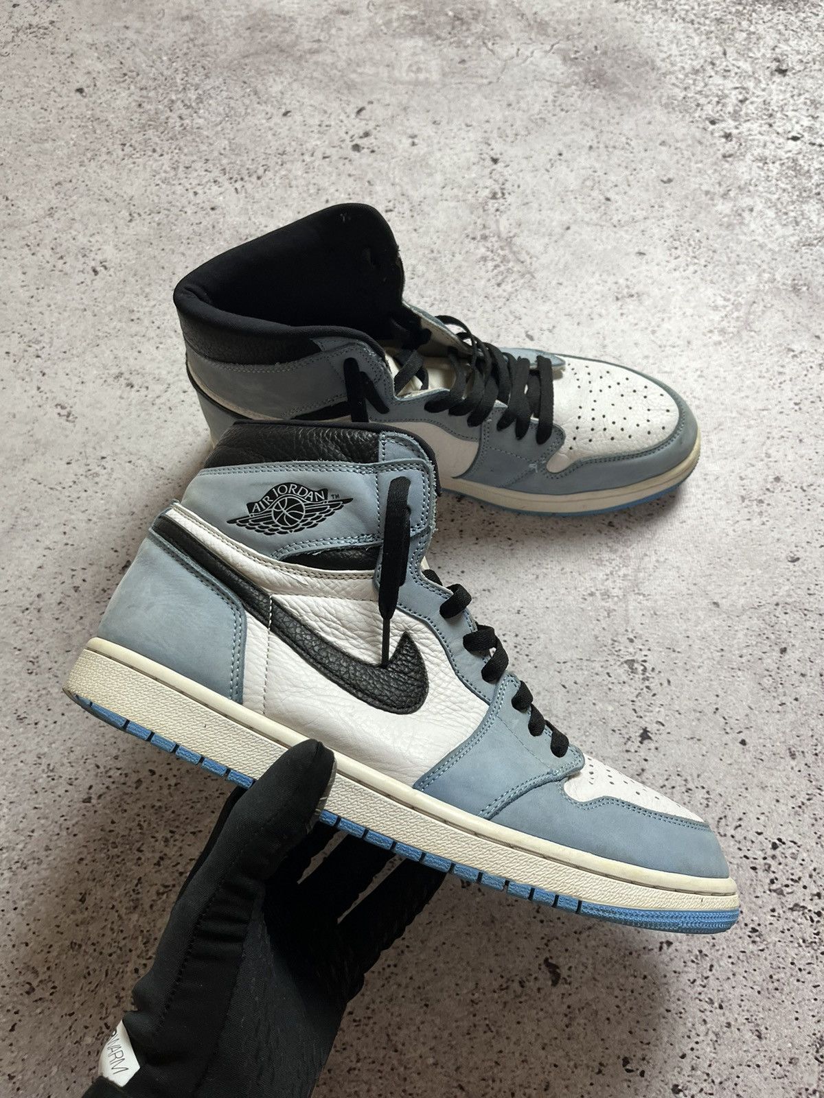 Jordan Brand × Nike Nike Air Jordan 1 Retro High University Blue 555088-134 Size US 10 / EU 43 - 5 Thumbnail