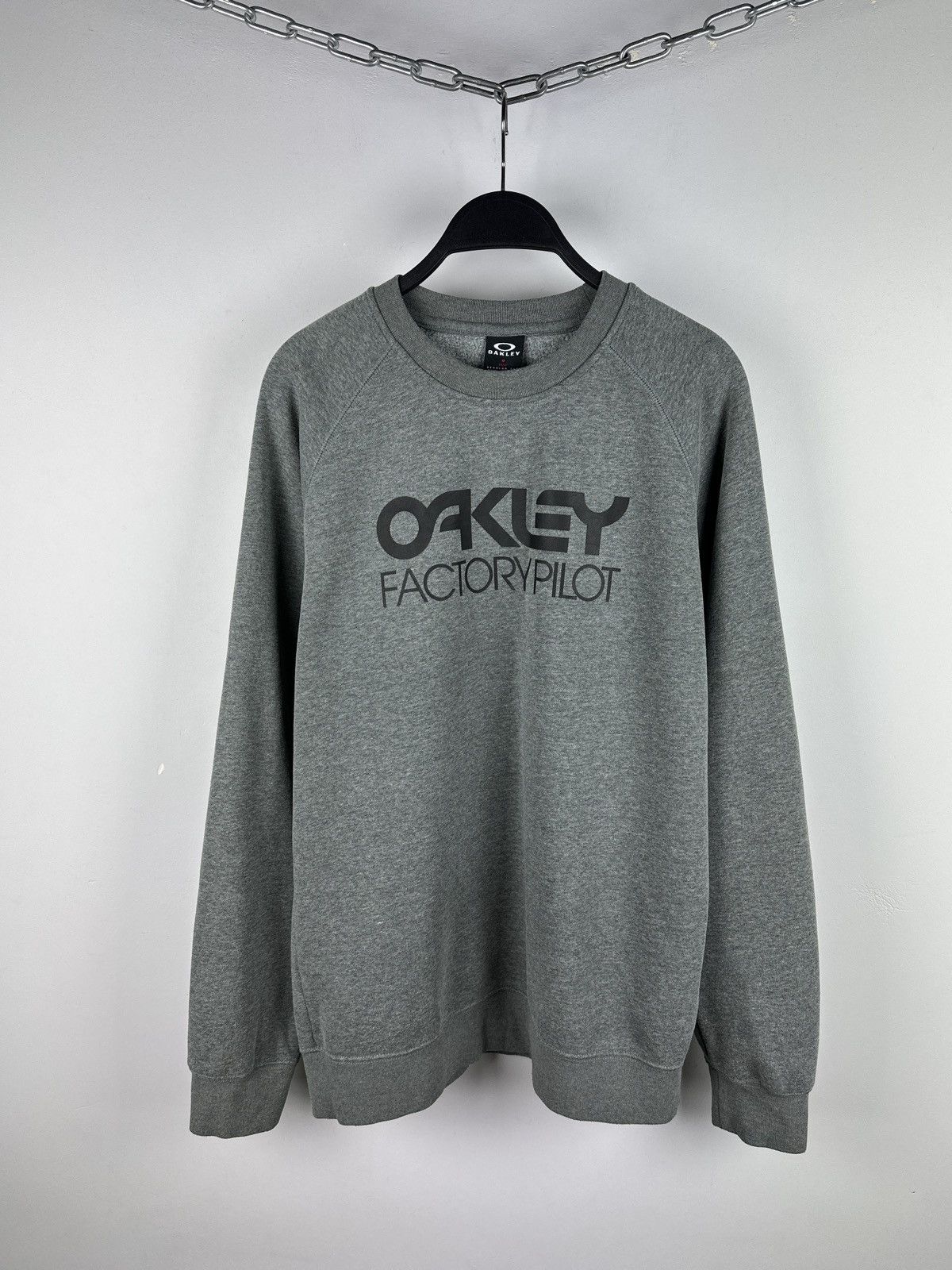 Oakley × Vintage Vintage Y2K Oakley Factory Pilot Logo Grey Sweatshirt Size US M / EU 48-50 / 2 - 1 Thumbnail
