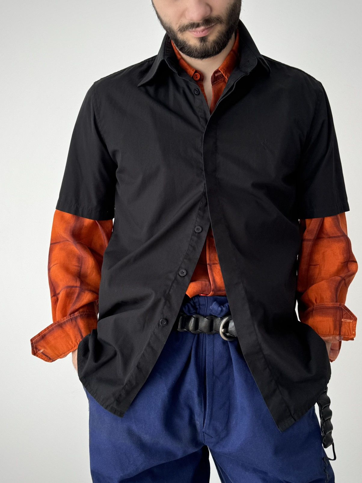 Yves Saint Laurent Vintage 00s YSL Pour Homme Black Button Shirt Size US M / EU 48-50 / 2 - 1 Thumbnail