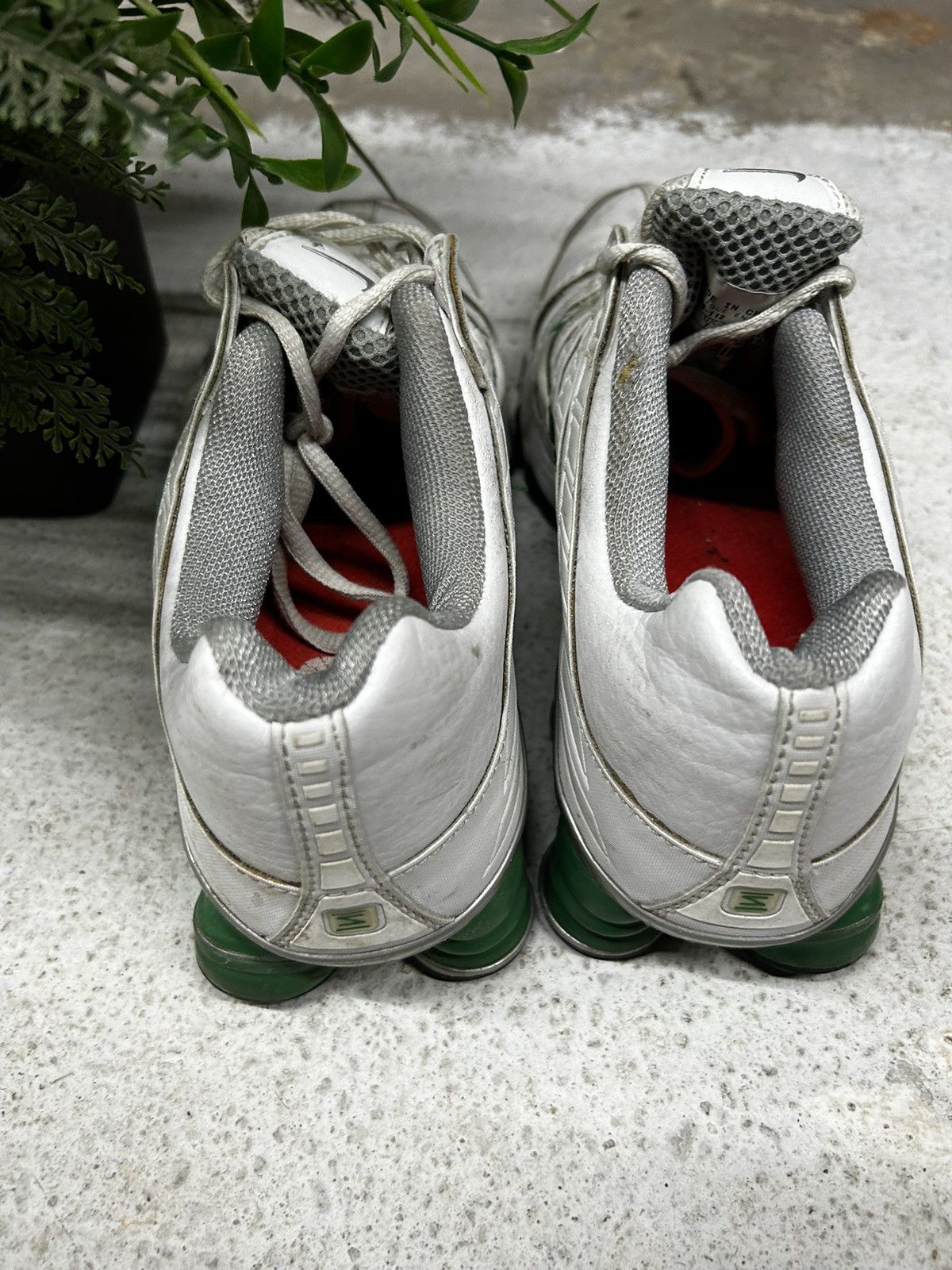 Nike × Vintage Y2K Nike Shox White/Green 2006 Size US 8 / EU 41 - 6 Thumbnail