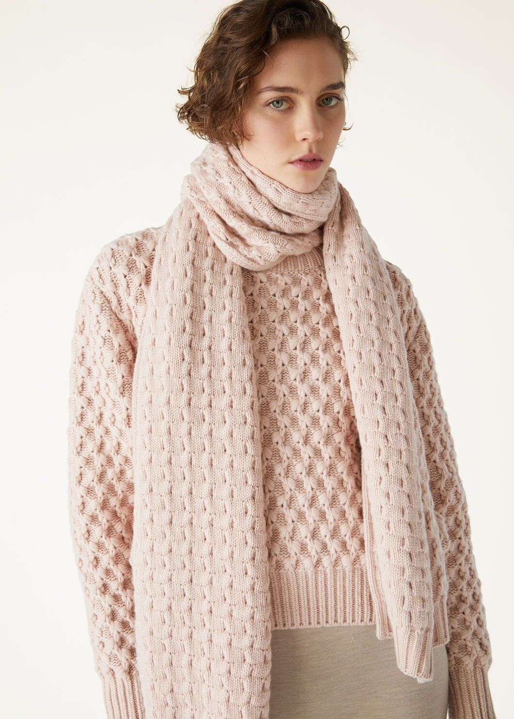 Loro Piana o1w1db10725 FAO5148 Size: OS / Vallé Scarf in Light Pink Size ONE SIZE - 2 Thumbnail