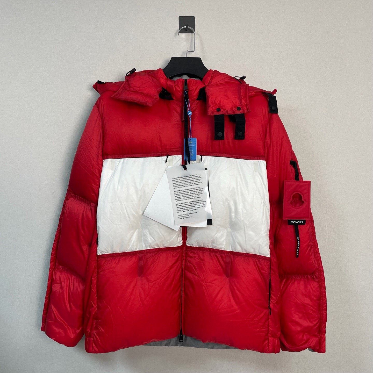 Moncler Genius moncler color-blocked down jacket for men Size US L / EU 52-54 / 3 - 1 Thumbnail