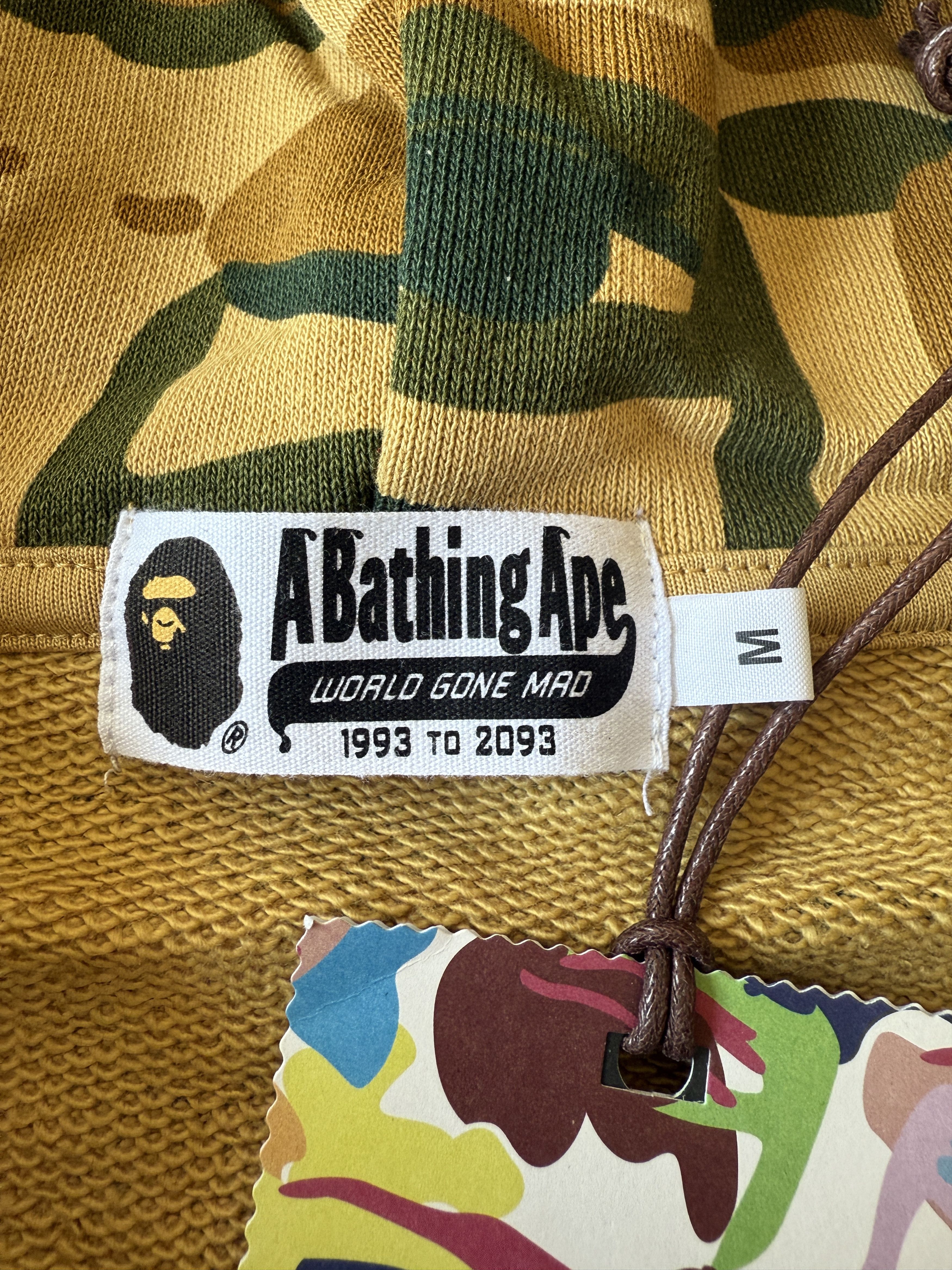 Bape × KidSuper BAPE X KIDSUPER CAMO SHARK FULL ZIP HOODIE Size US M / EU 48-50 / 2 - 13 Thumbnail