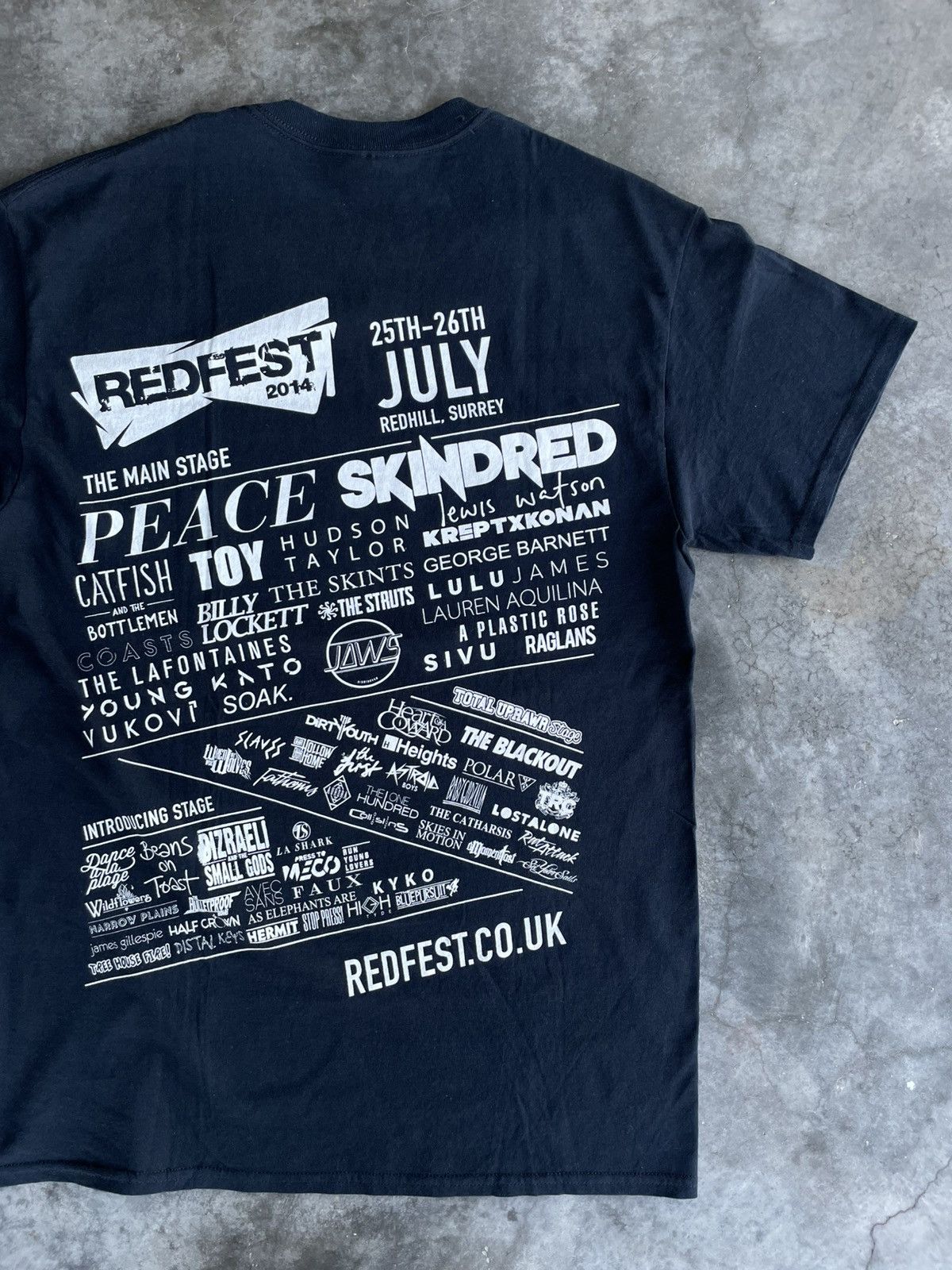 Band Tees RedFest 2014 Size US M / EU 48-50 / 2 - 7 Thumbnail