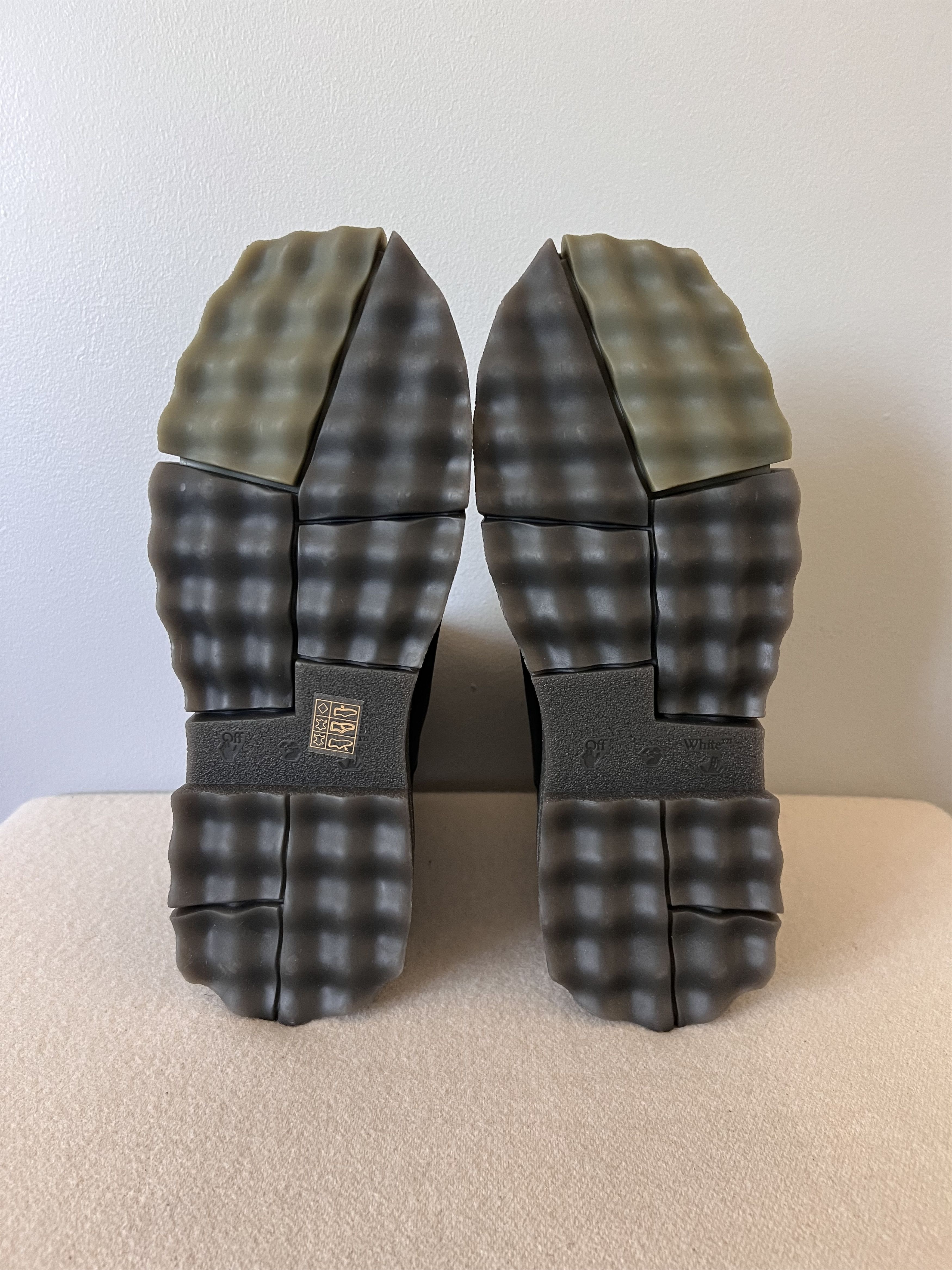 Off-White Off White Leather Sponge Zip Boots in Black Leather Size US 8 / EU 41 - 6 Thumbnail