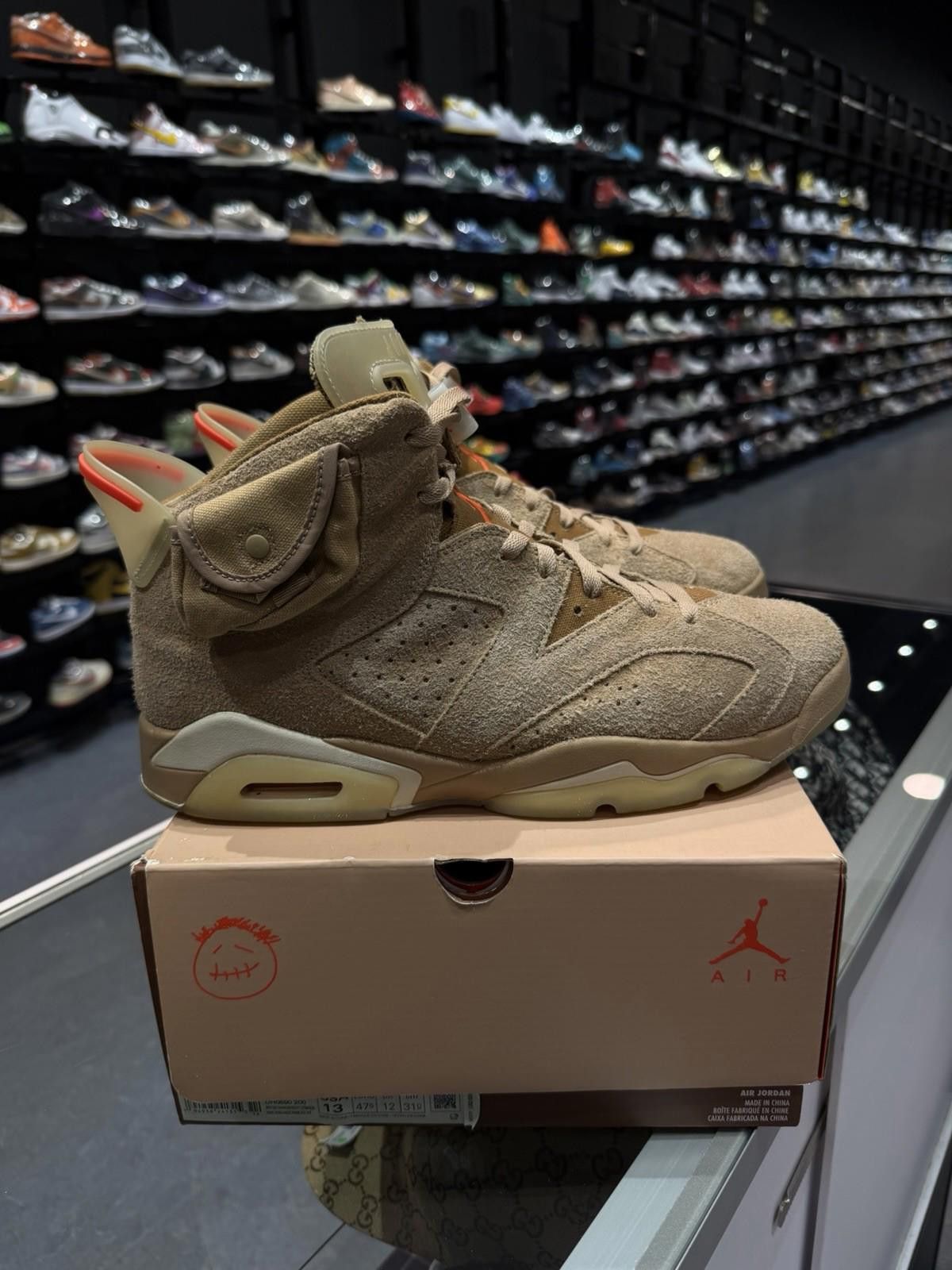 Jordan Brand Travis Scott x Air Jordan 6 Retro Men Size 13 British Khaki Size US 13 / EU 46 - 3 Thumbnail