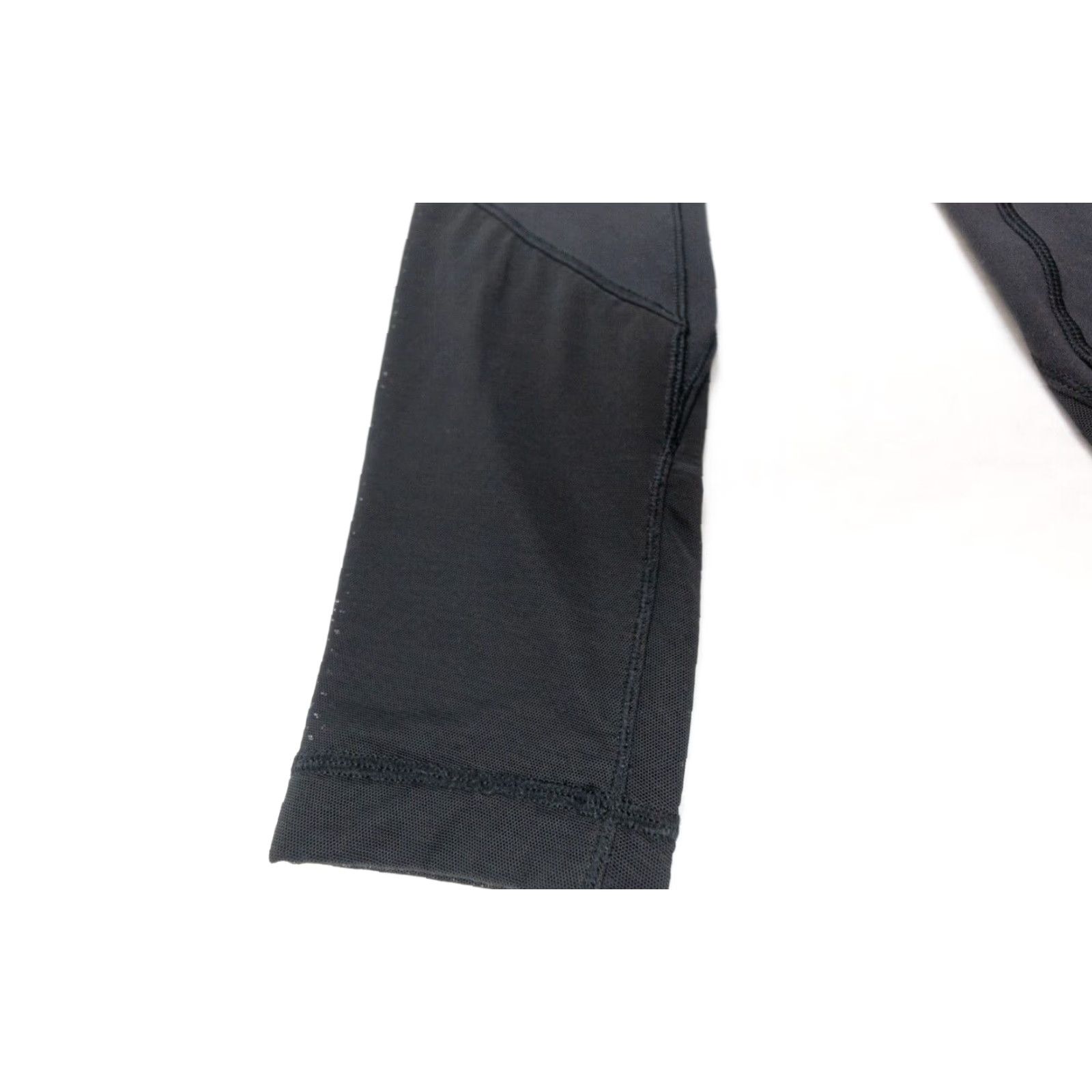 Lululemon Lululemon Leggings Womens Size 4 Black Activewear Yoga Gym Compression Leggings Womens Size 27" / US 4 / IT 40 - 4 Thumbnail