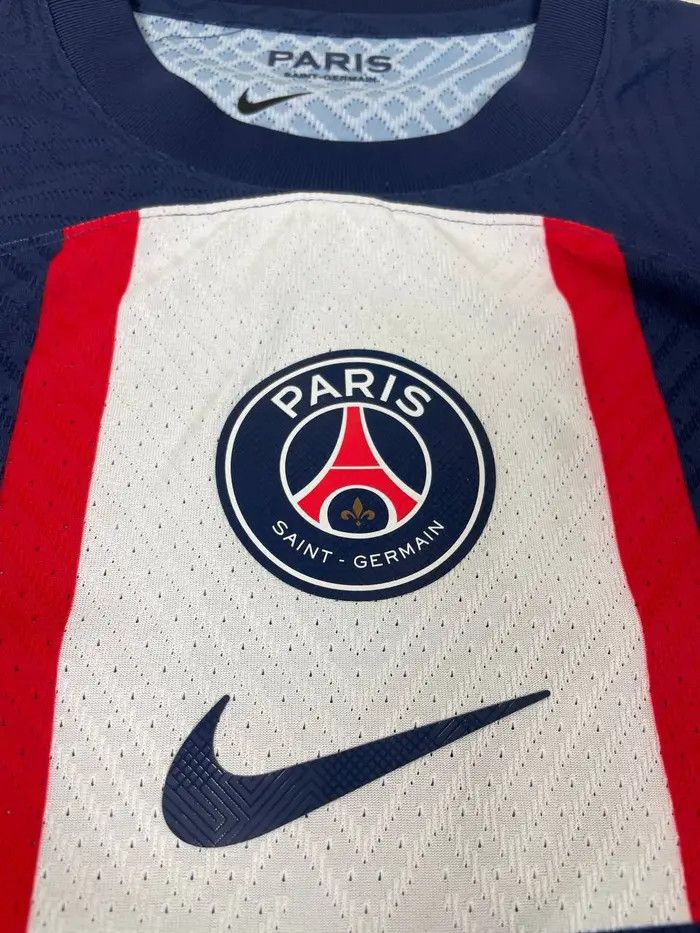 Nike PARIS SAINT-GERMAIN 2022 2023 Mbappe #7 Player Issue Jersey Size US S / EU 44-46 / 1 - 6 Thumbnail