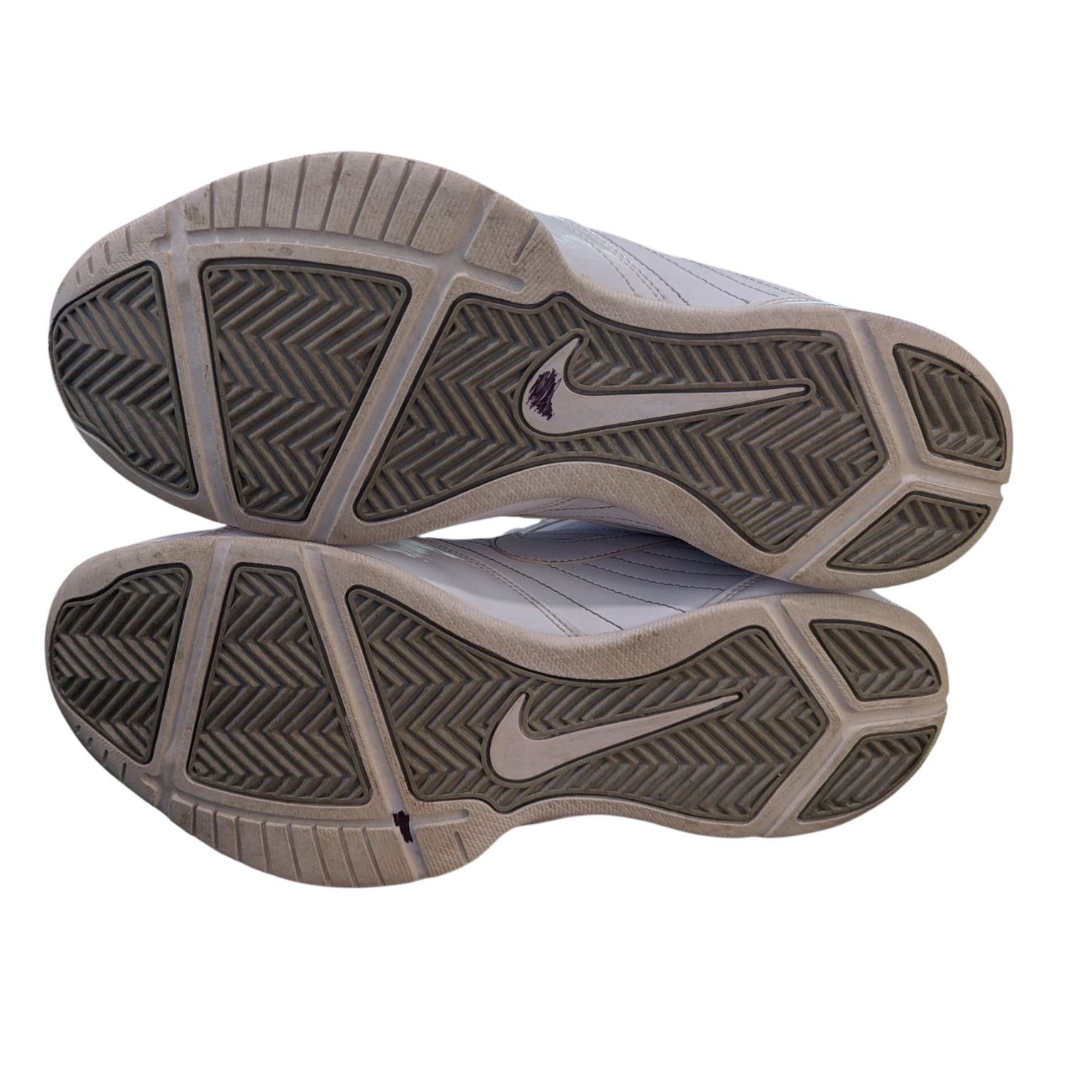 Nike Nike White Baseline Low Sneakers Size 11 Size US 11 / EU 44 - 4 Thumbnail