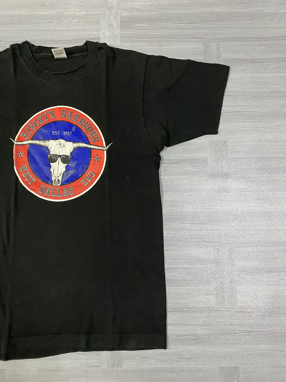 Vintage Vintage Riscky's Barbeque West Dallas End Texas BBQ Size US L / EU 52-54 / 3 - 4 Thumbnail