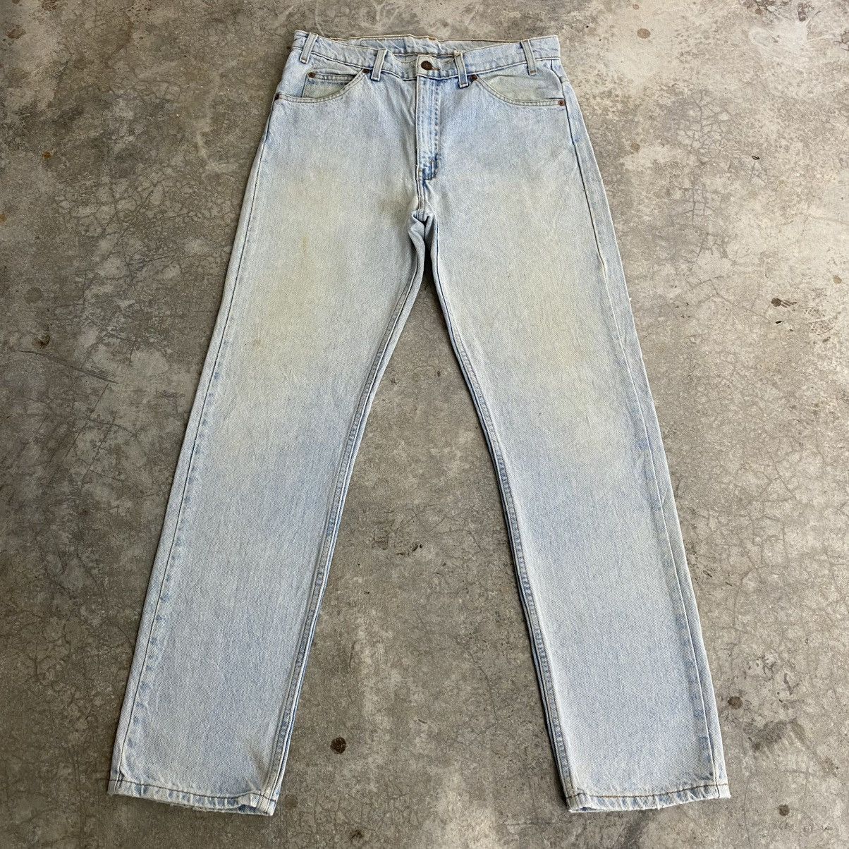 Levi's Vintage 1996 Levis 505 Orange Tab Light Blue Dirty Jeans Size US 34 / EU 50 - 2 Thumbnail