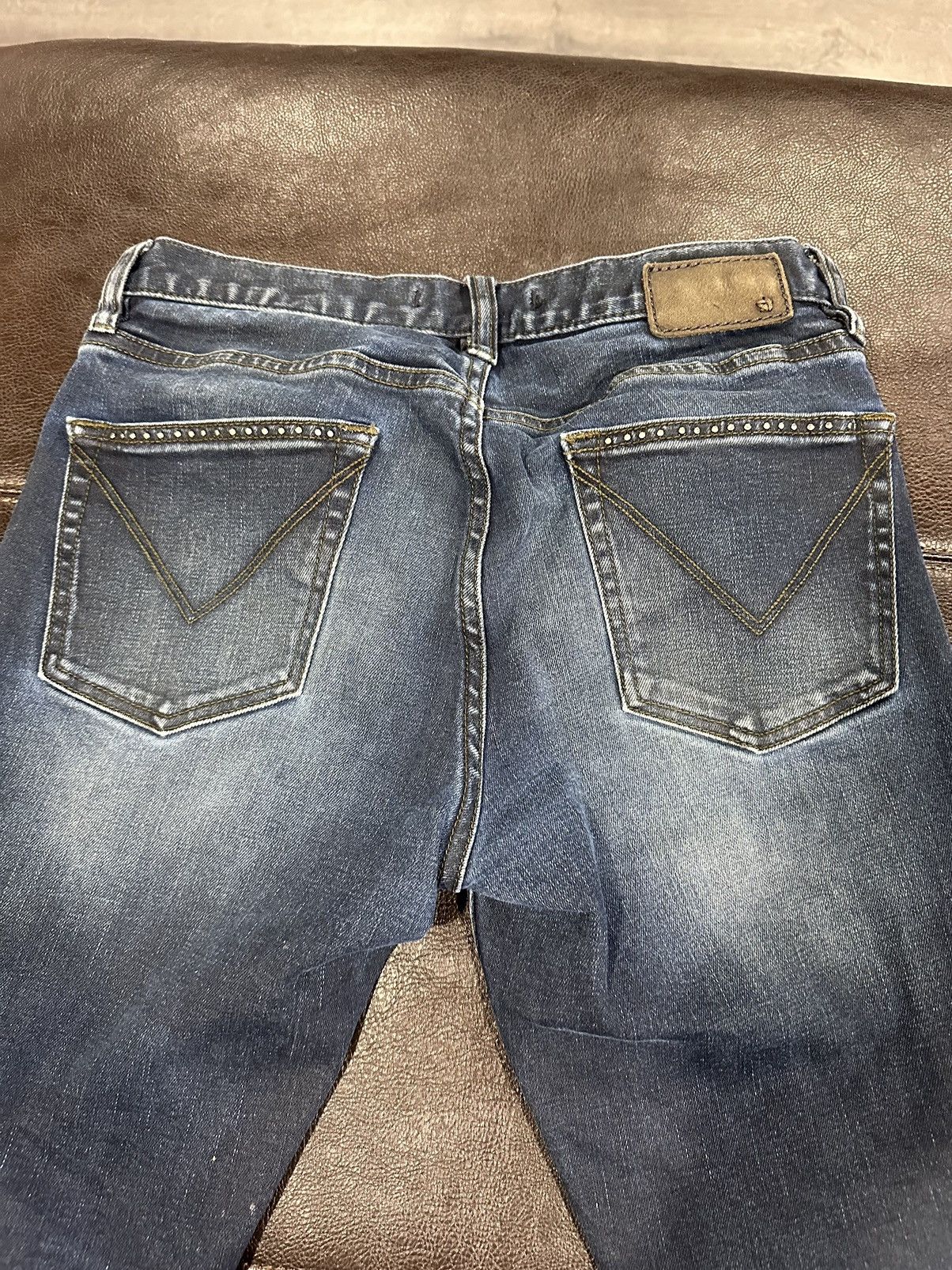 John Varvatos John Varvatos Dark Washed Studded Skinny Jeans Size US 28 / EU 44 - 2 Thumbnail