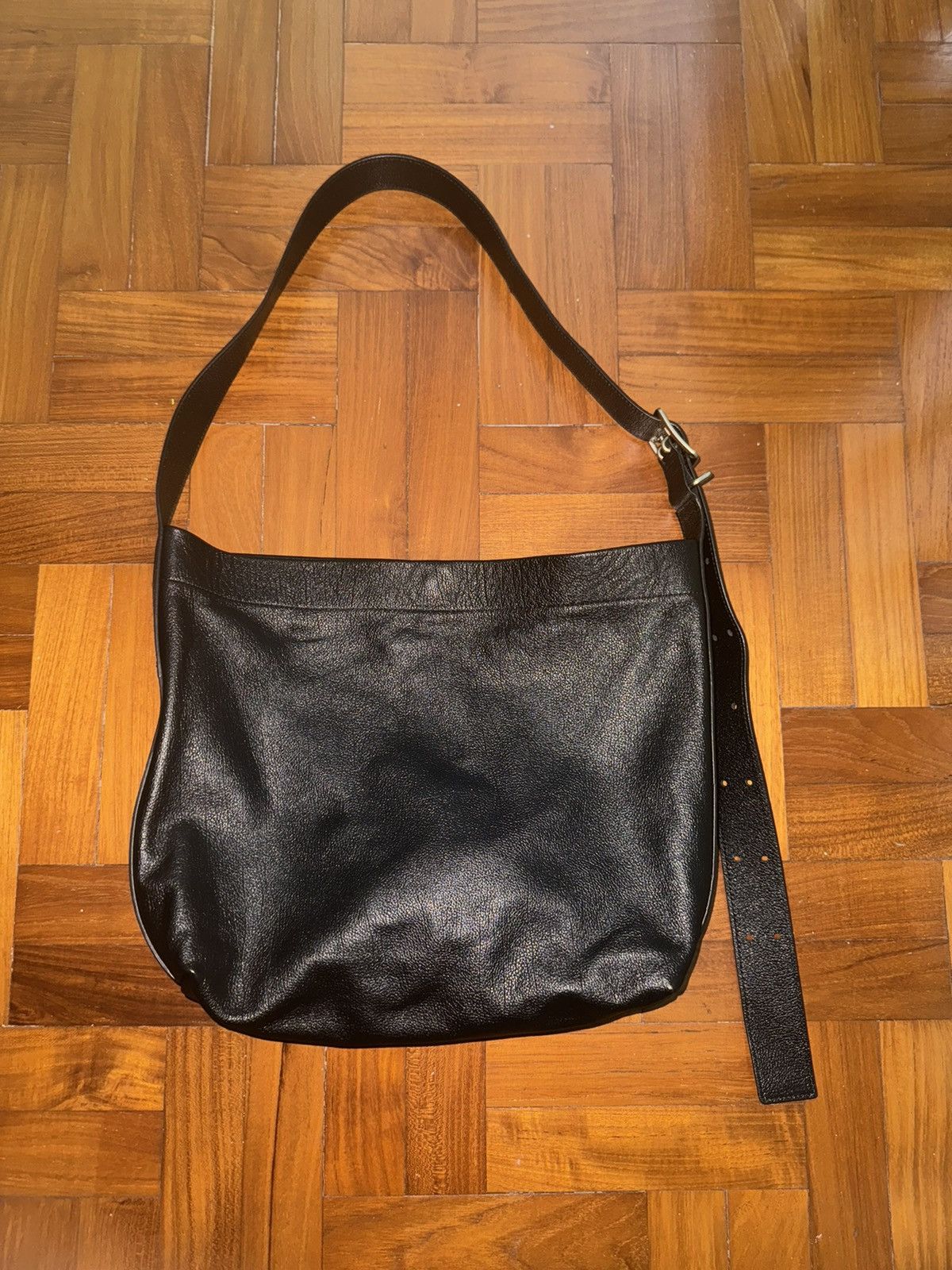 Vuja De Vuja De Theo Affix Leather Bag (Obsidian Black
