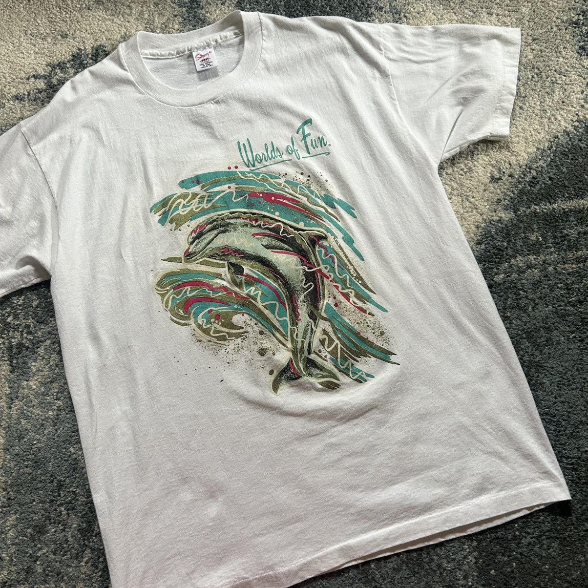 Vintage 90s WORLDS OF FUN K.C. U.S.A. MEMPHiS DESiGN NEON DOLPHiN Size US XL / EU 56 / 4 - 1 Thumbnail