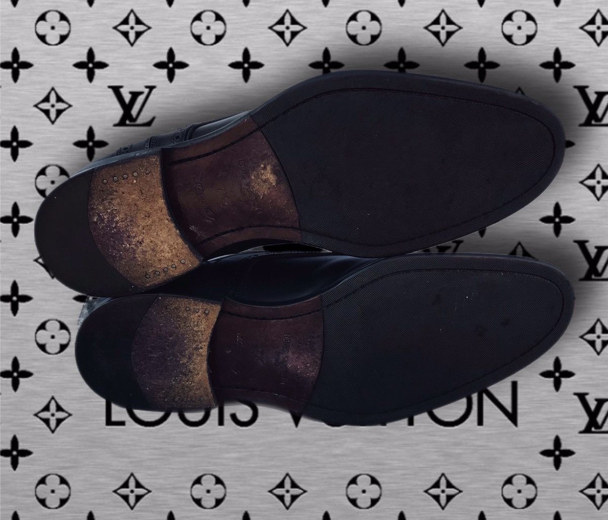 Louis Vuitton Louis Vuitton Black Brogue Leather Lace Up Oxfords LV Logo Size US 9 / EU 42 - 9 Thumbnail