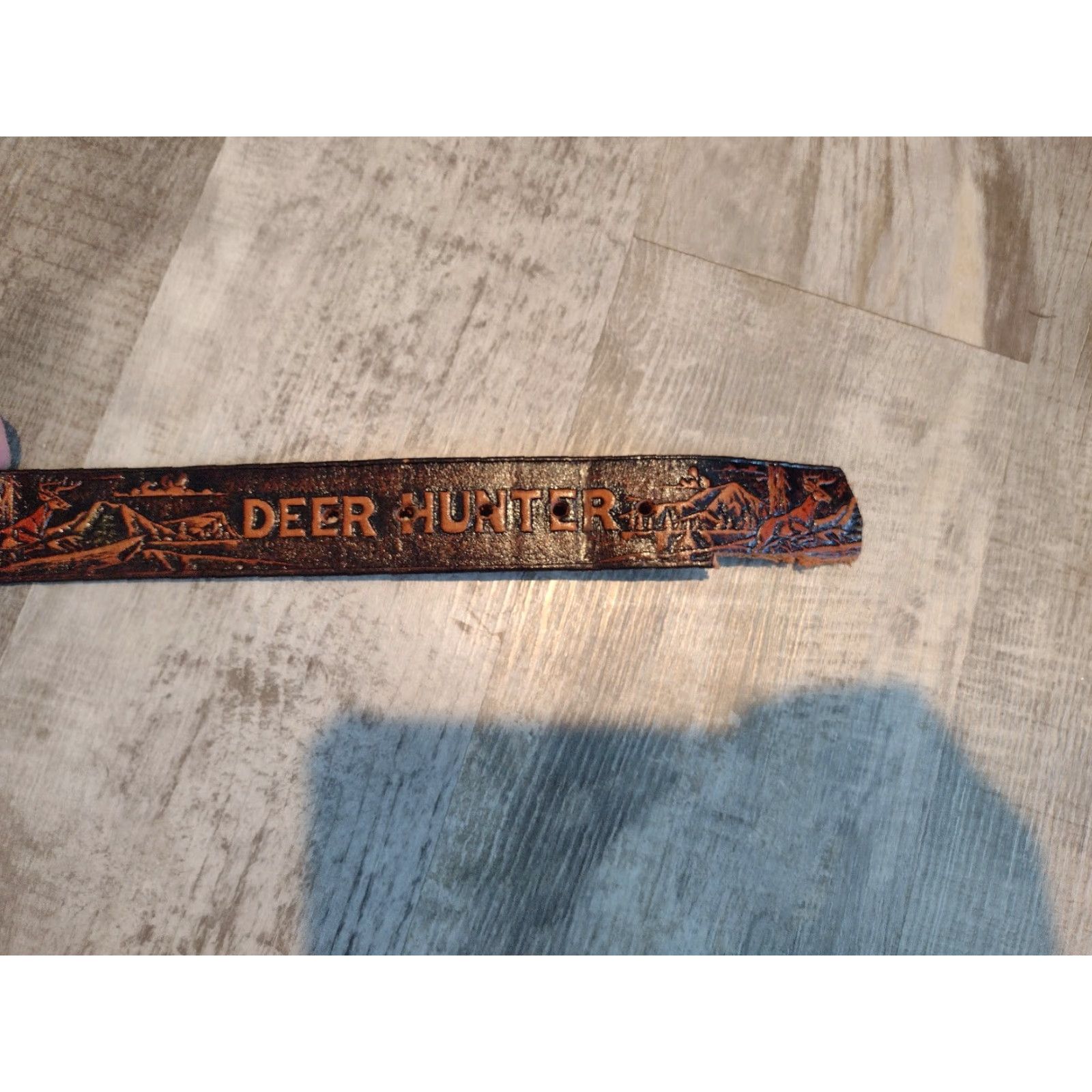 Hunter VINTAGE Siskiyou Leather Belt with S-10 Buckle 1980s Brown Deer Hunter Cowboy Western Mens Size ONE SIZE - 7 Thumbnail