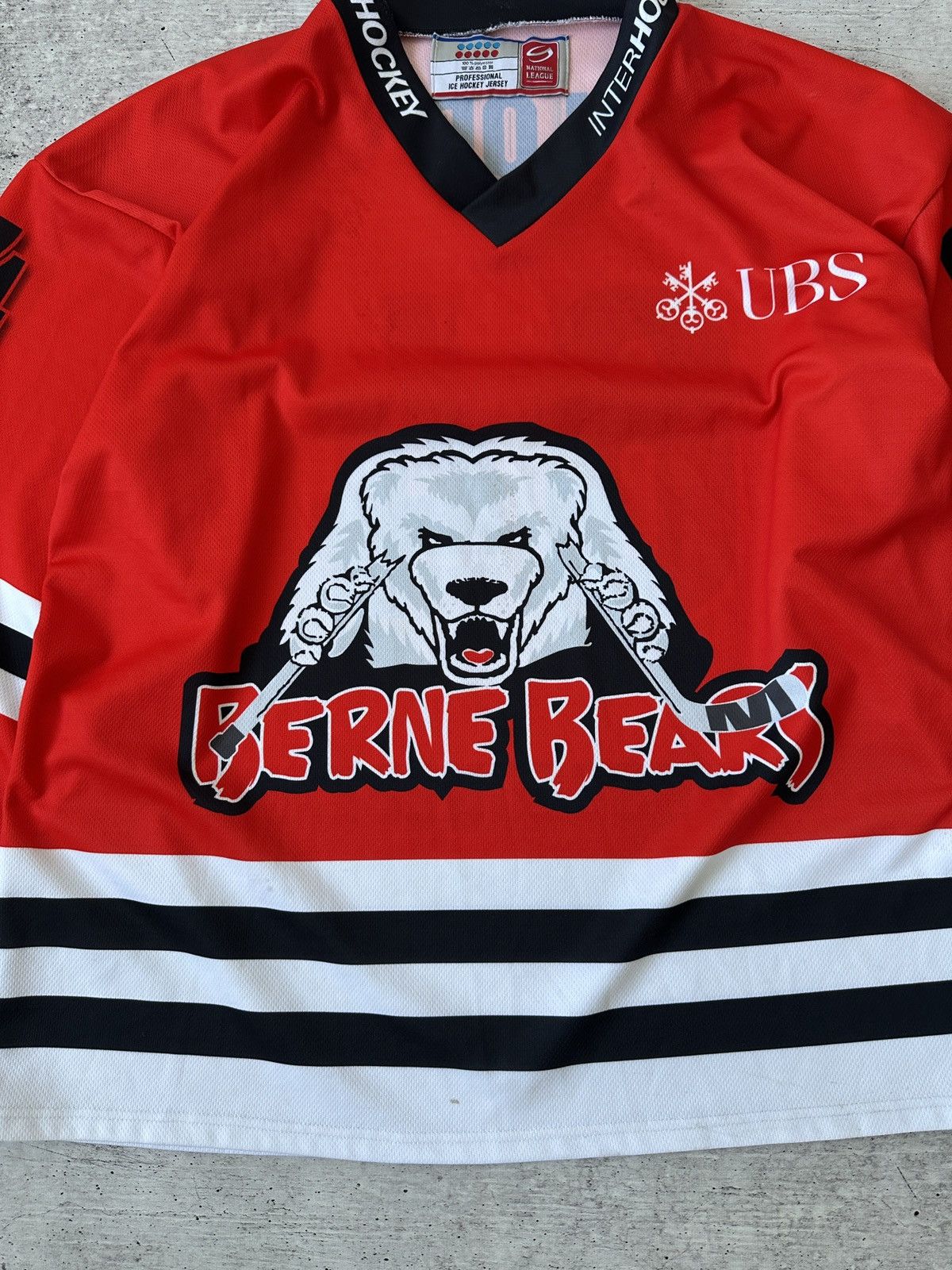 Other Berne Bears Professional Ice Hockey Jersey - Red, Size XL Size US XL / EU 56 / 4 - 4 Thumbnail