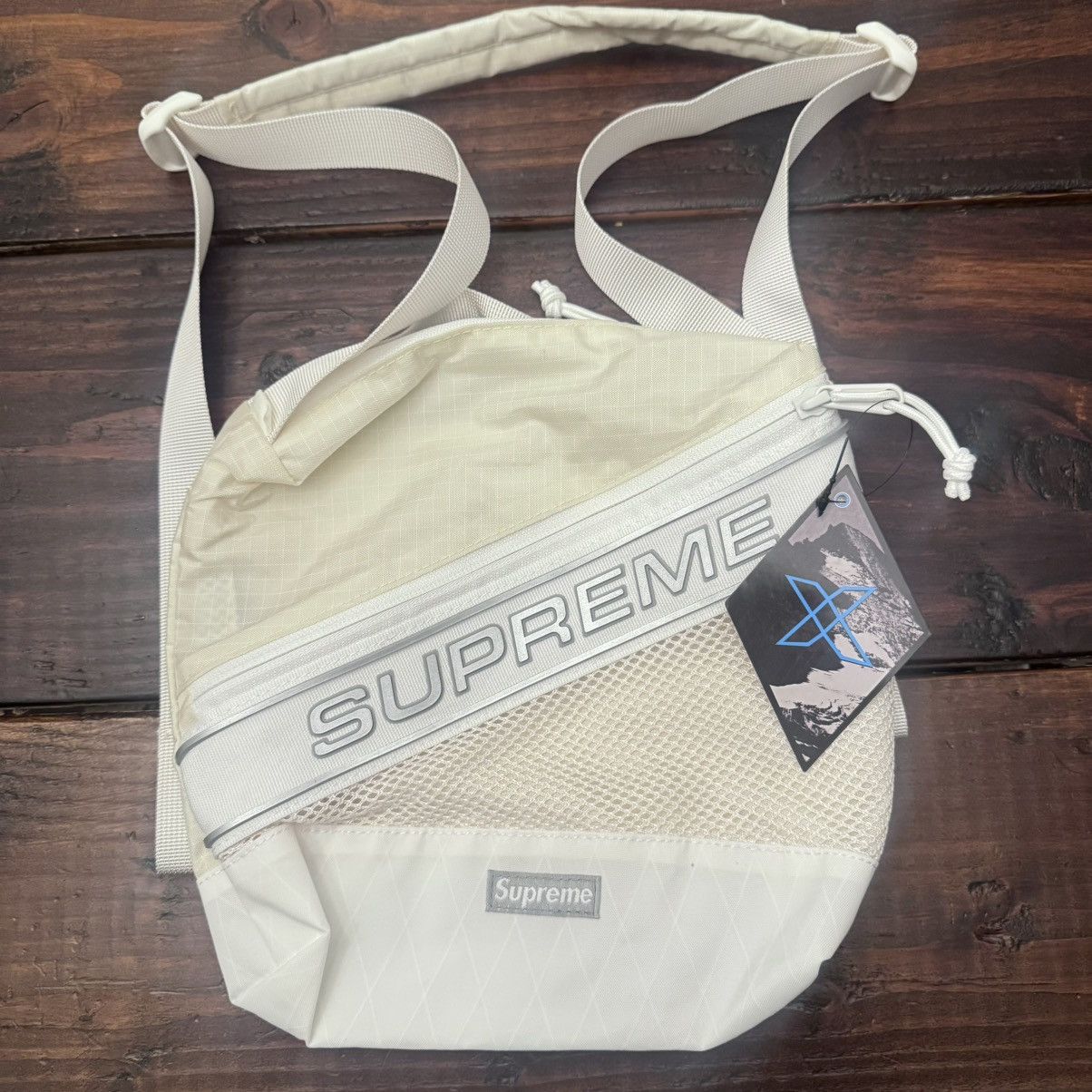 Supreme Supreme 3D Logo Shoulder Bag Size ONE SIZE - 1 Thumbnail