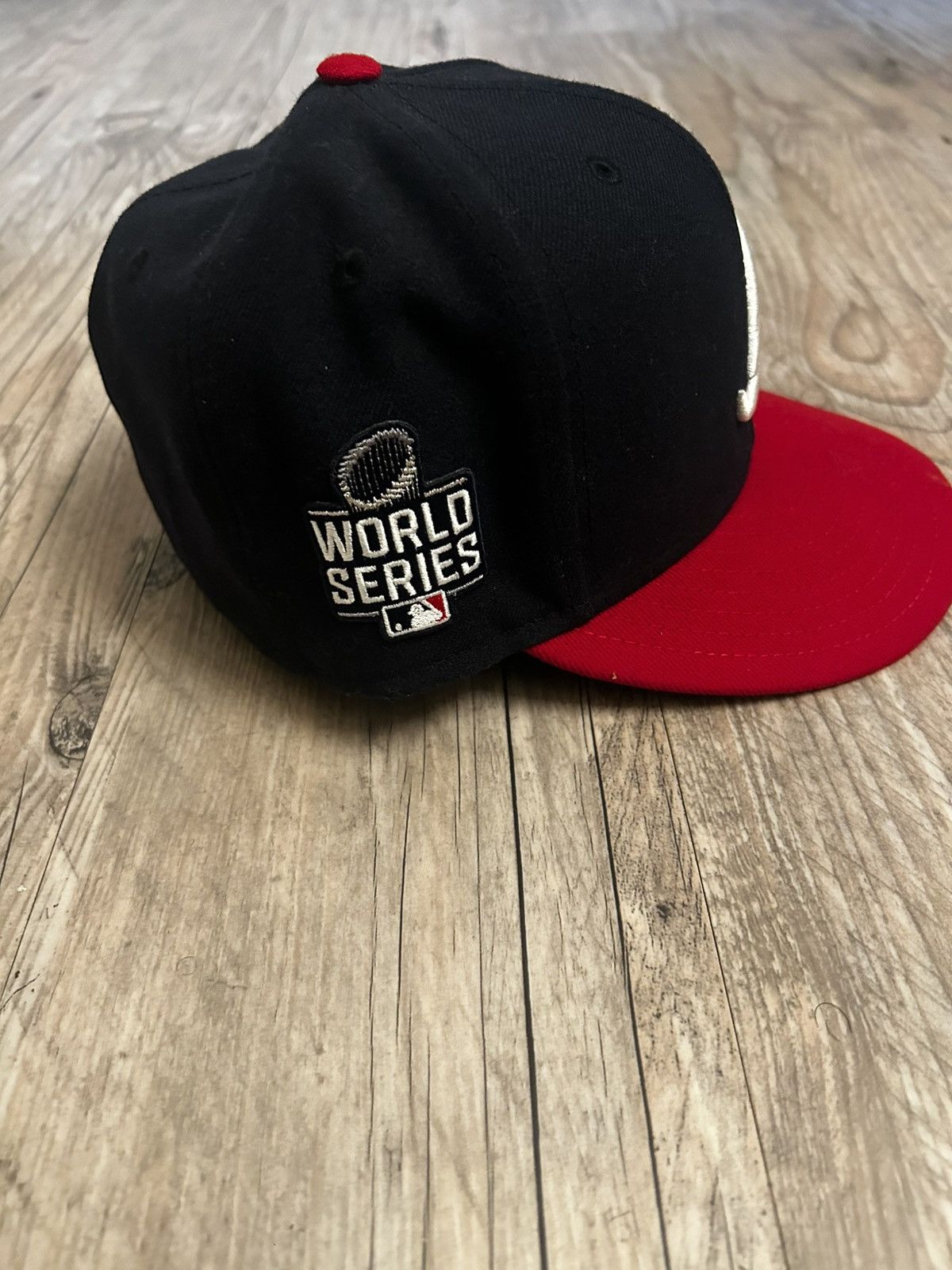 New Era Atlanta Braves World Series Fitted Size ONE SIZE - 2 Thumbnail