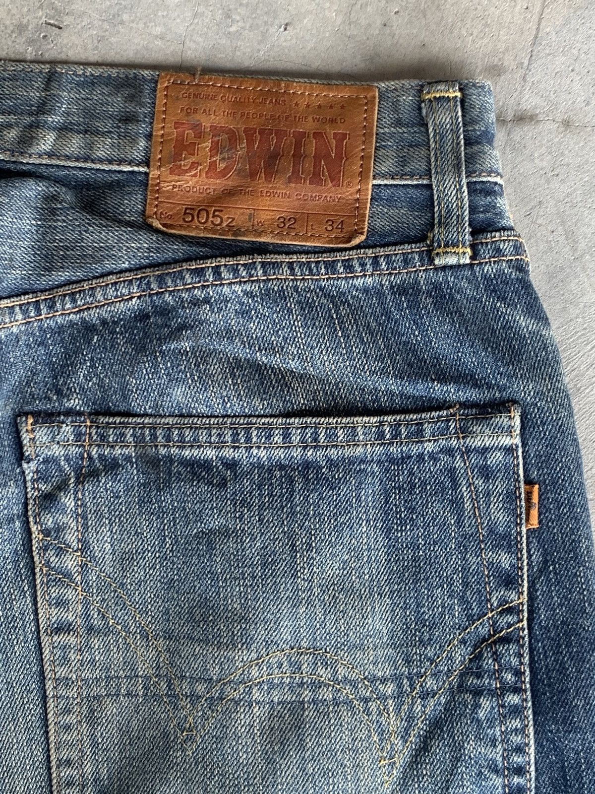 Le Grande Bleu (L.G.B.) Distressed Edwin 505z selvedge denim. Size US 32 / EU 48 - 4 Thumbnail