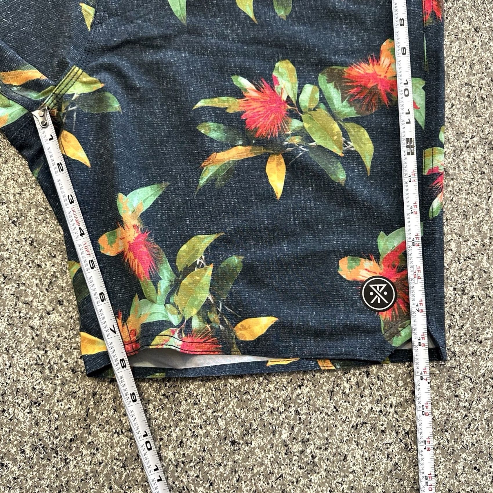 Roark Roark Boardshorts Mens 34 18” Floral Blue Polyester Spandex Hemp Board Shorts Trunks Passage La Selva Size US 34 / EU 50 - 7 Thumbnail