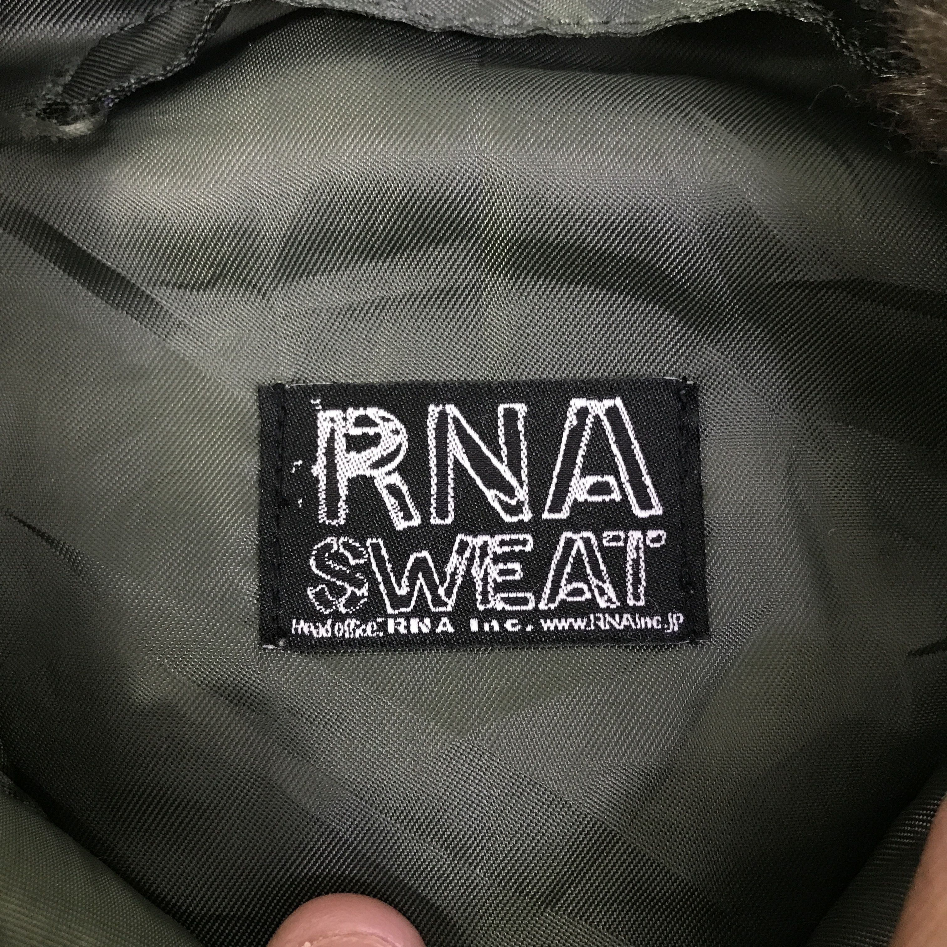 Japanese Brand Vintage RNA Japan Fur hoodie Bomber Jacket K115B15 Size US M / EU 48-50 / 2 - 14 Thumbnail
