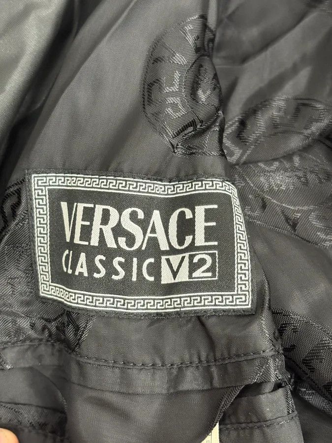 Vintage 2000s Gianni Versace Black Classy Premium Belted Trench Coat Size US M / EU 48-50 / 2 - 11 Thumbnail