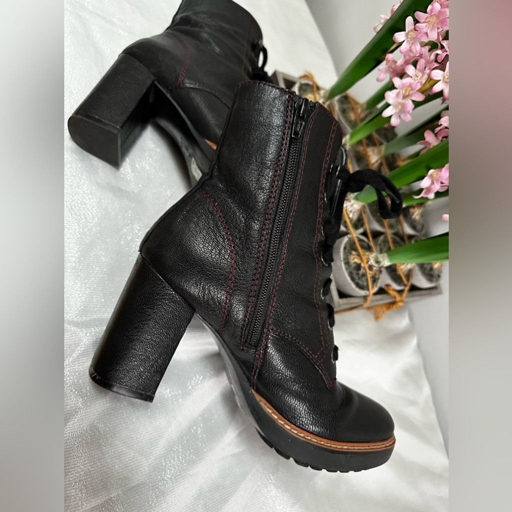 Naturalizer Naturalizer Callie Leather Bootie Size 37 Size US 7 / IT 37 - 9 Thumbnail