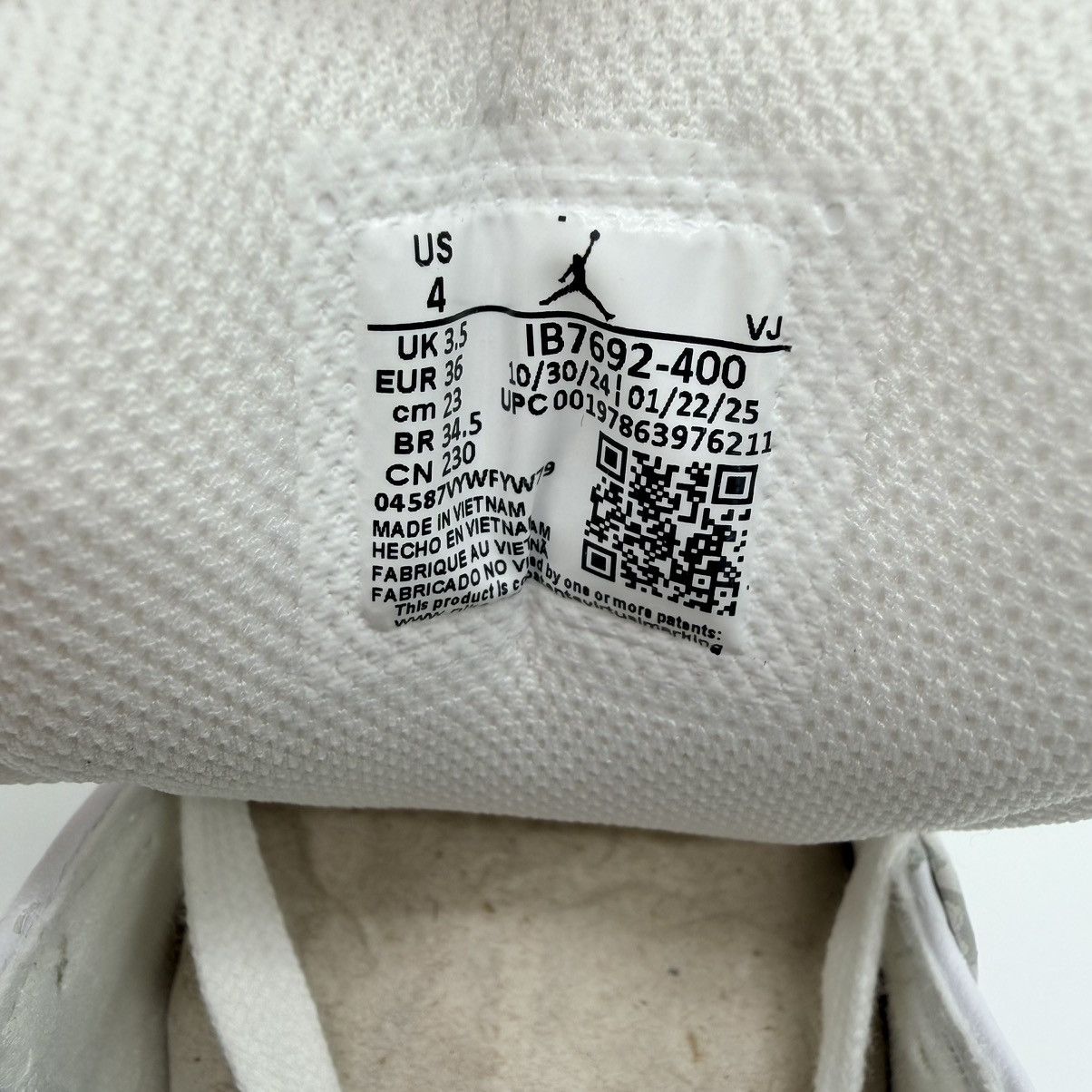 Jordan Brand Jordan 1 Low SE Blue Tint Elephant Tint US 4 Brand New Size US 4 / IT 34 - 7 Thumbnail