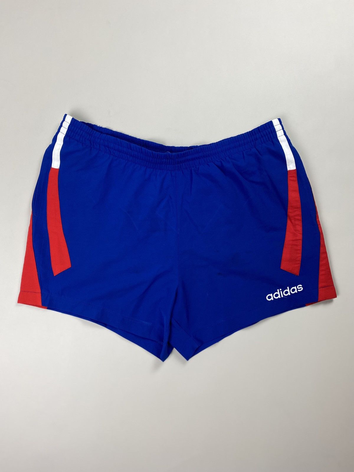 Vintage Adidas vintage men’s shorts size L Size US 34 / EU 50 - 1 Thumbnail