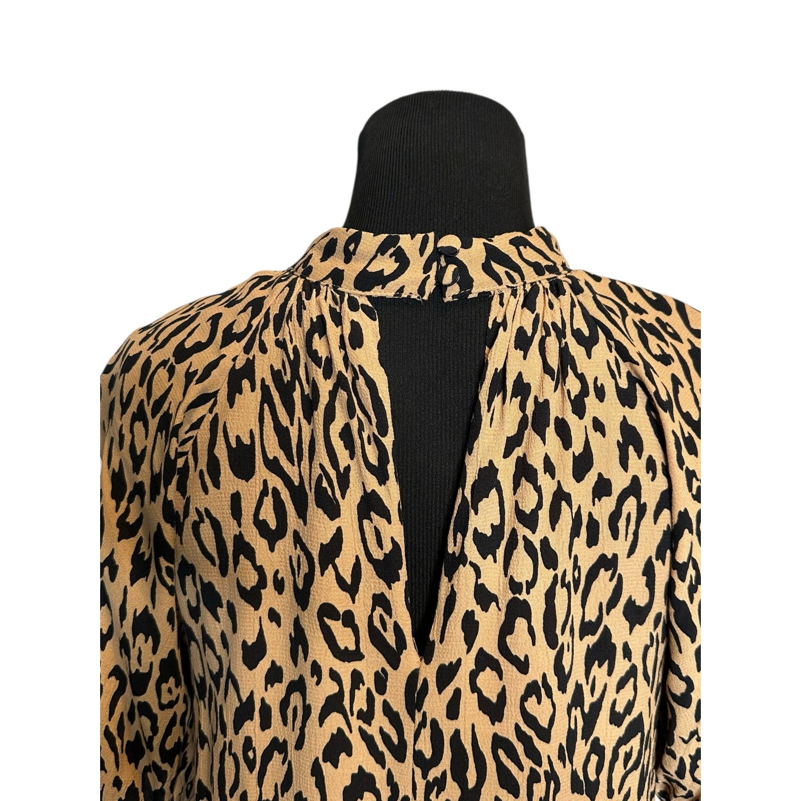 Anthropologie Anthropologie Leopard Print Short Sleeves Midi Dress size XS Size XS / US 0-2 / IT 36-38 - 8 Thumbnail