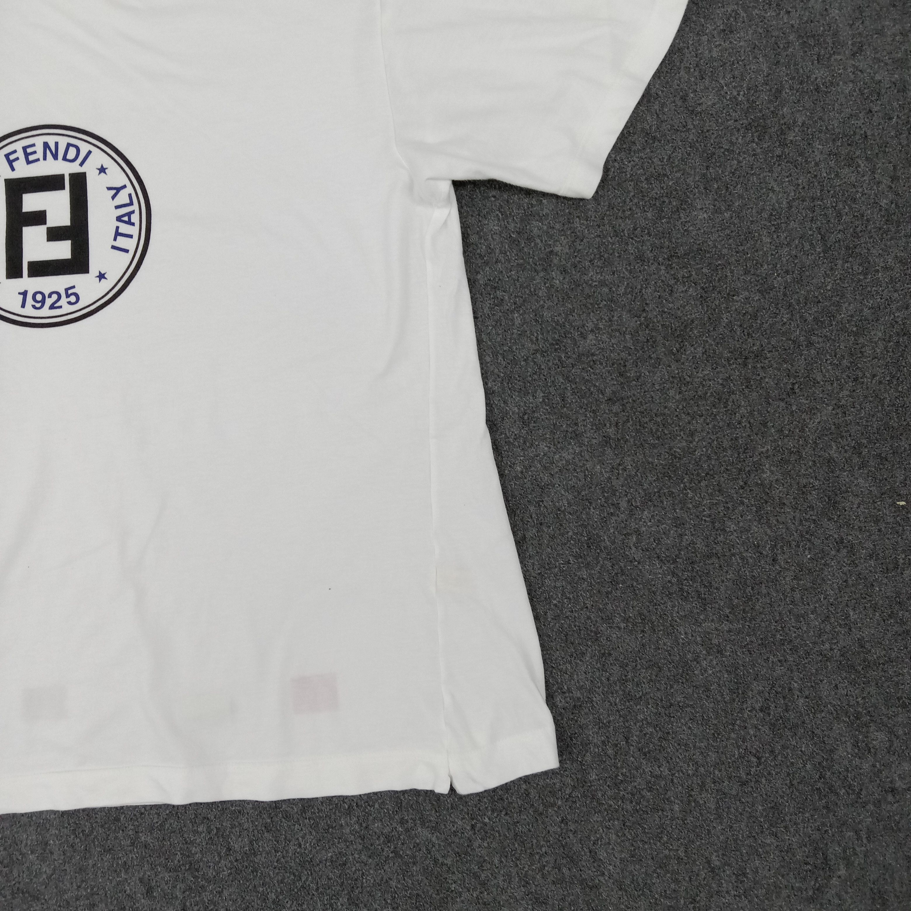 Fendi × Vintage Fendi Italian Brand Logo Tshirt Size US L / EU 52-54 / 3 - 2 Thumbnail