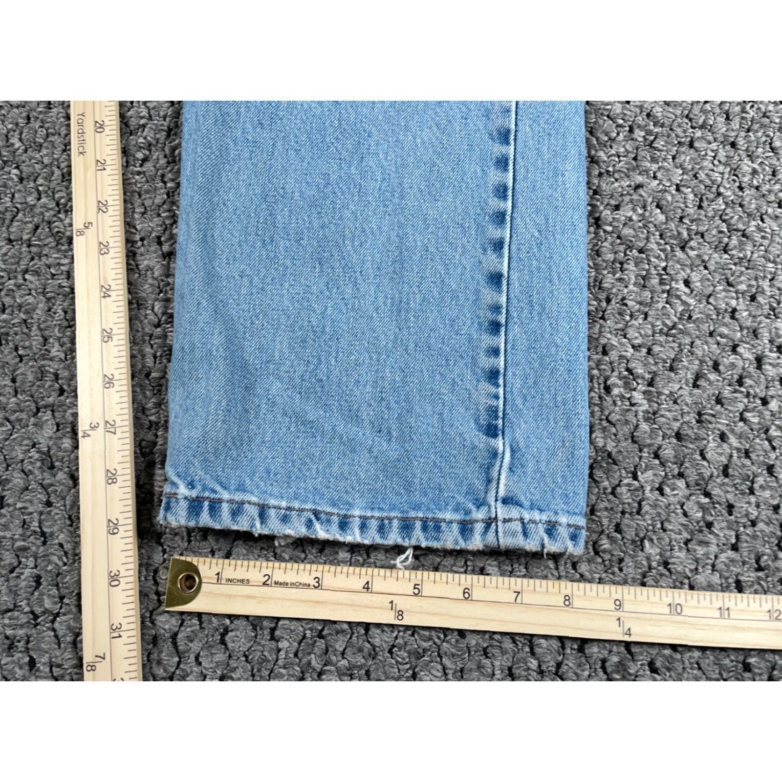 Levi's VINTAGE Levi's 505 Regular Fit Straight Leg Jeans Men's 40 x 29 Light Blue Denim Zip Fly 5-Pocket Design Cotton Cotton 505 90s Retro Grunge Classic Size US 40 / EU 56 - 7 Thumbnail